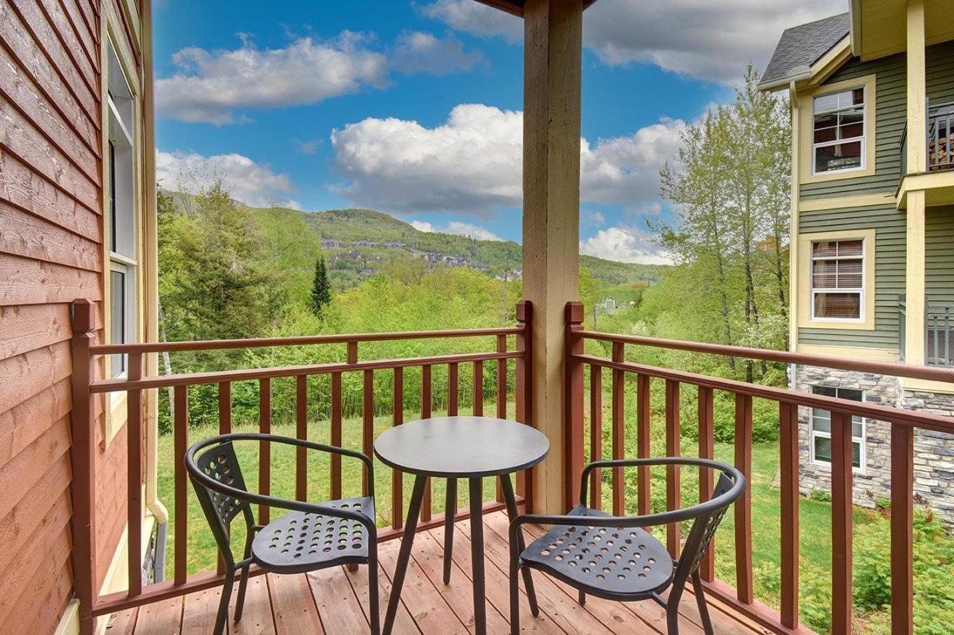 Beautiful Condo located in Mont-Tremblant