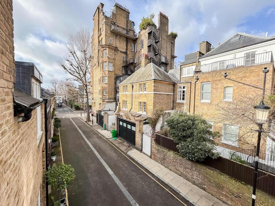 The Prestigious Residence with Modern Elegance