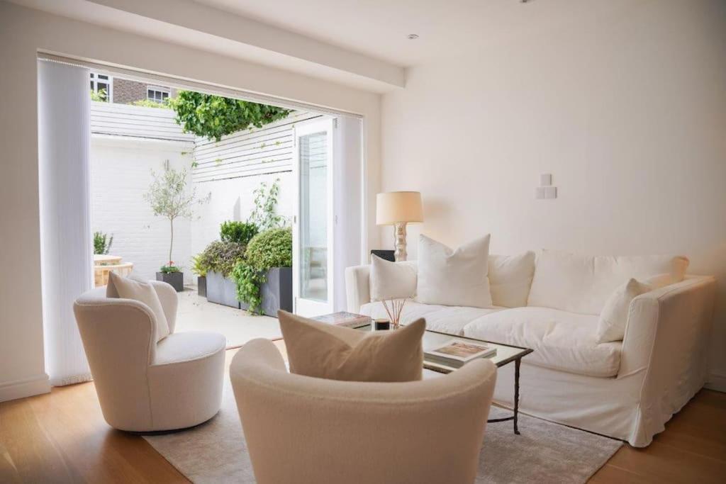 The Prestigious Residence with Modern Elegance