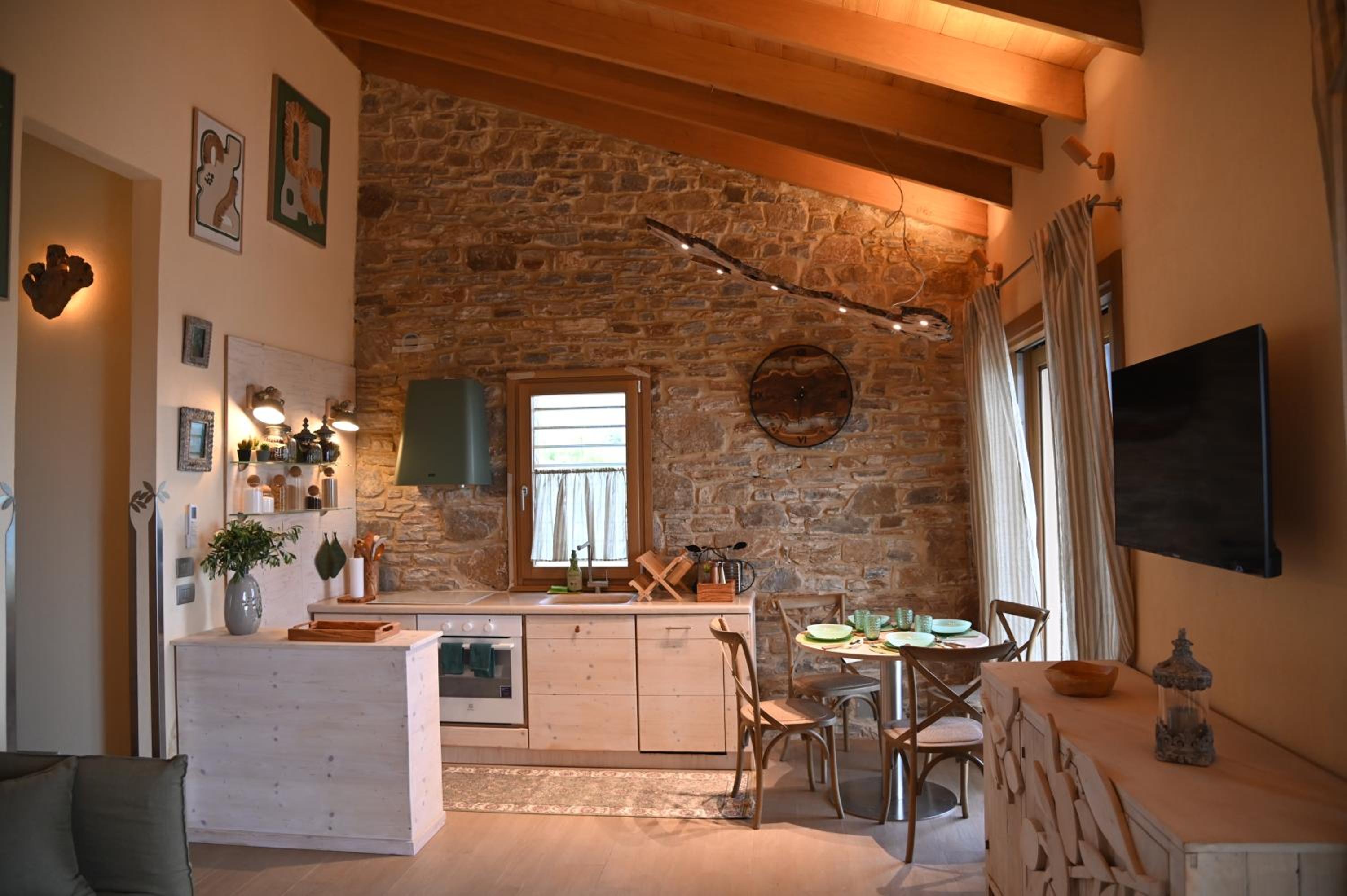NOUS Village