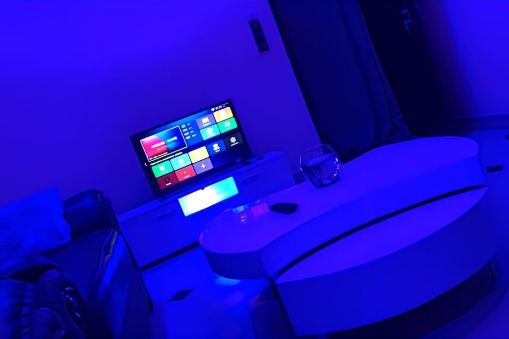 Appartement d'une chambre salon seul au 3 eme avec un grand balcon personnel