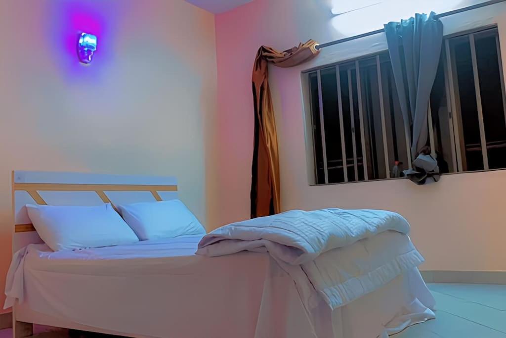 Appartement d'une chambre salon seul au 3 eme avec un grand balcon personnel