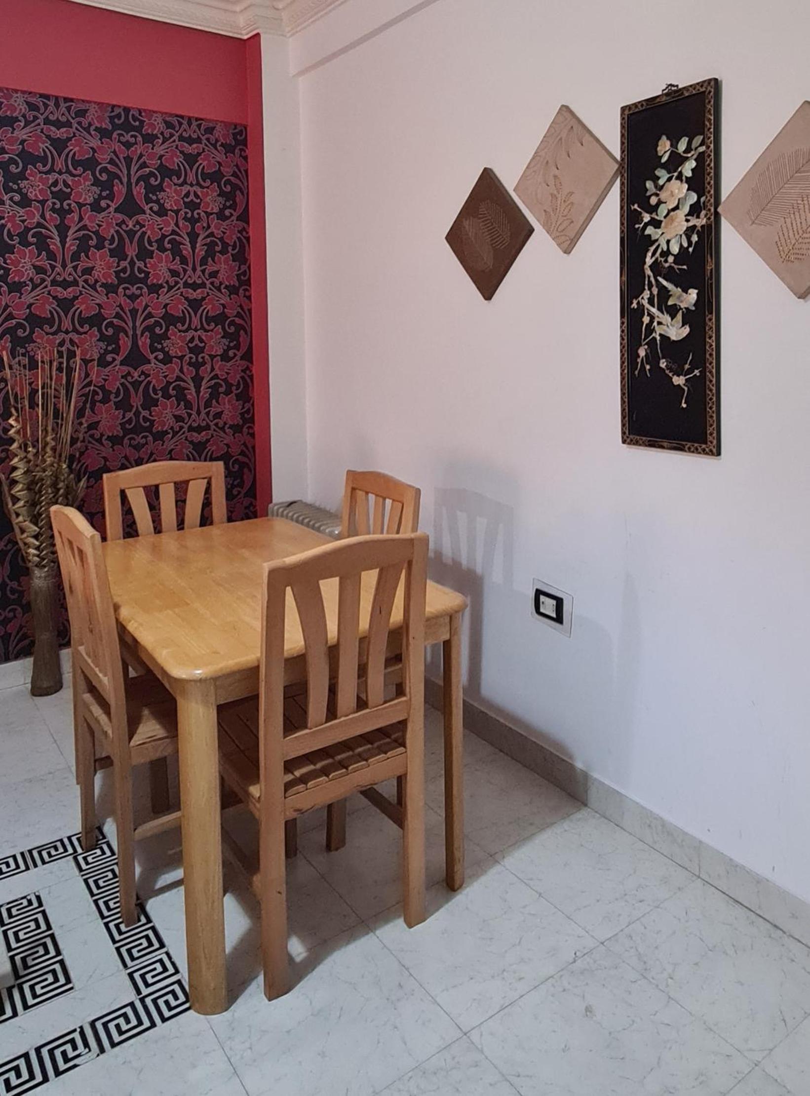 apartment luxury fully furnished close to hospital and Auc