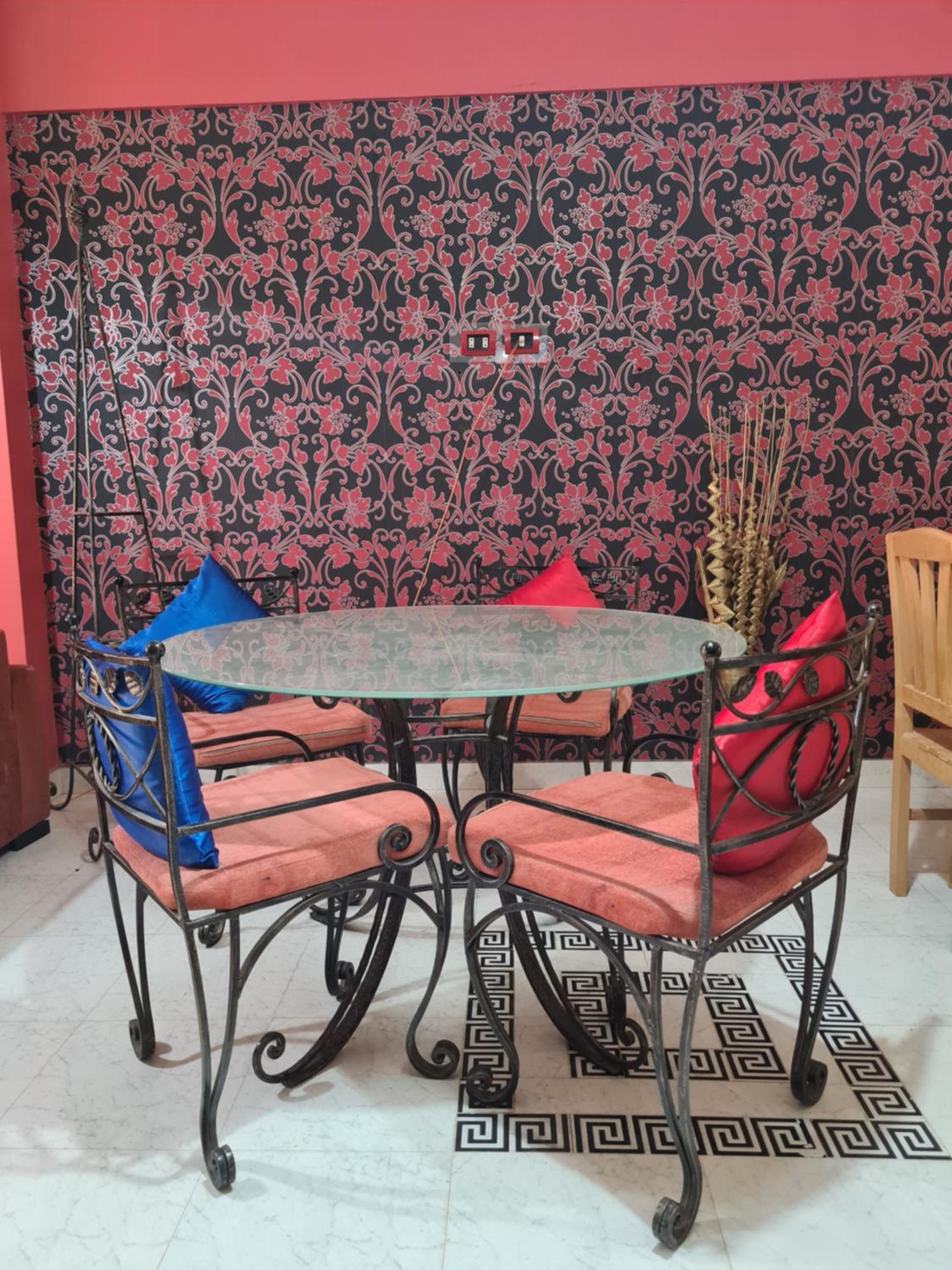 apartment luxury fully furnished close to hospital and Auc
