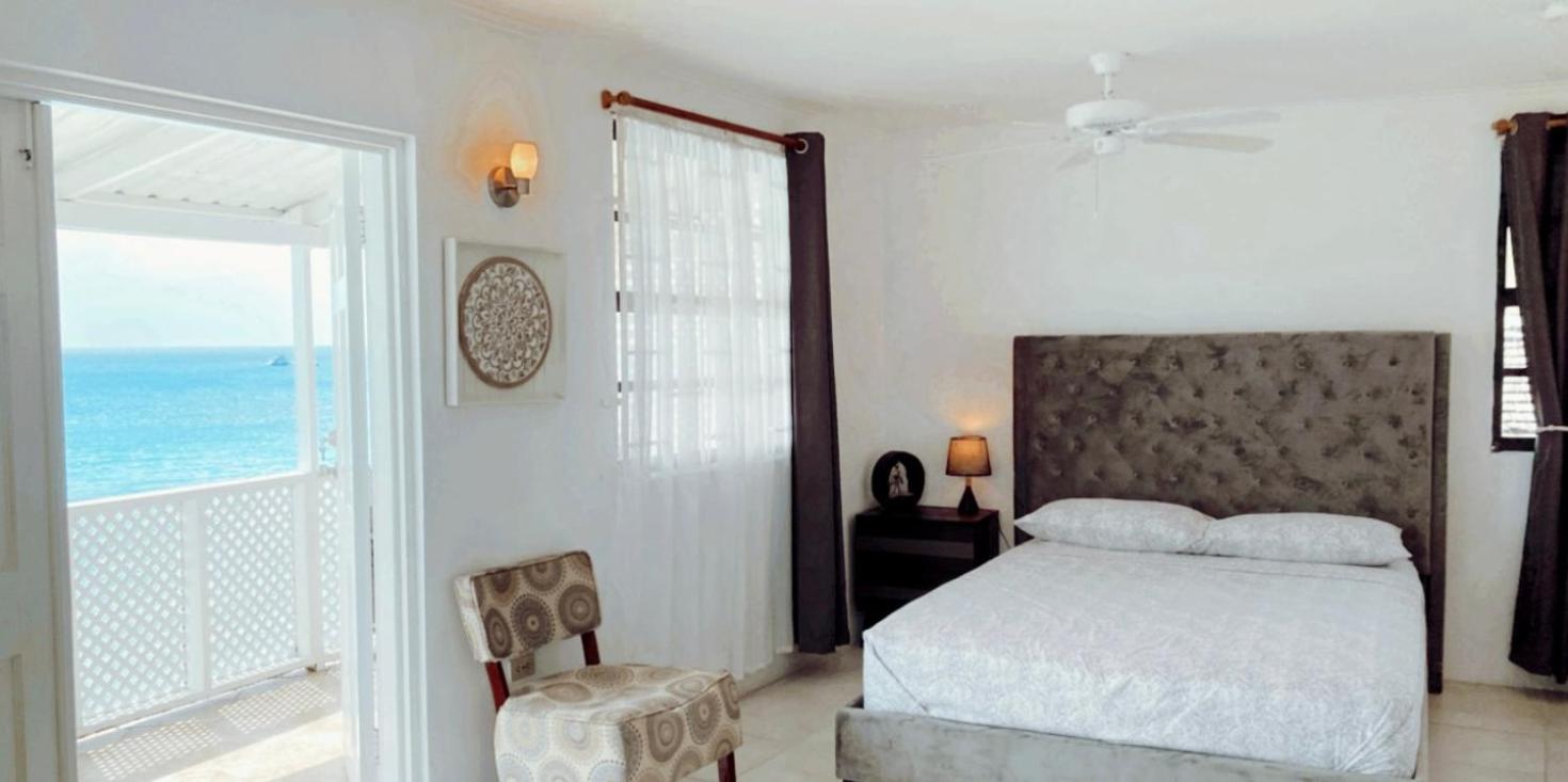 Purple Rain - Direct Seaviews, 2 Bedroom, 2 Bathroom, 3 Terrace Beachfront Bliss