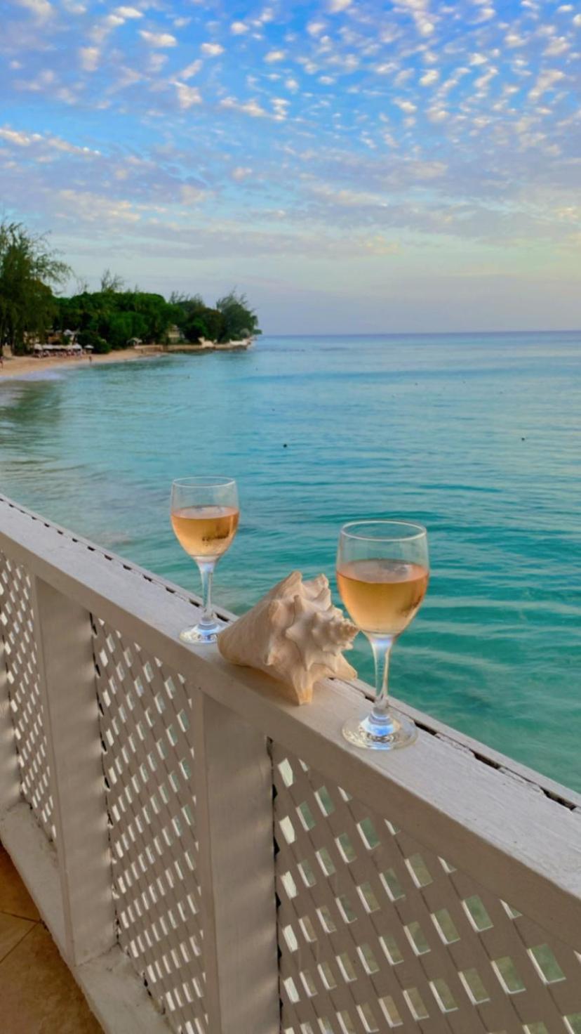 Purple Rain - Direct Seaviews, 2 Bedroom, 2 Bathroom, 3 Terrace Beachfront Bliss