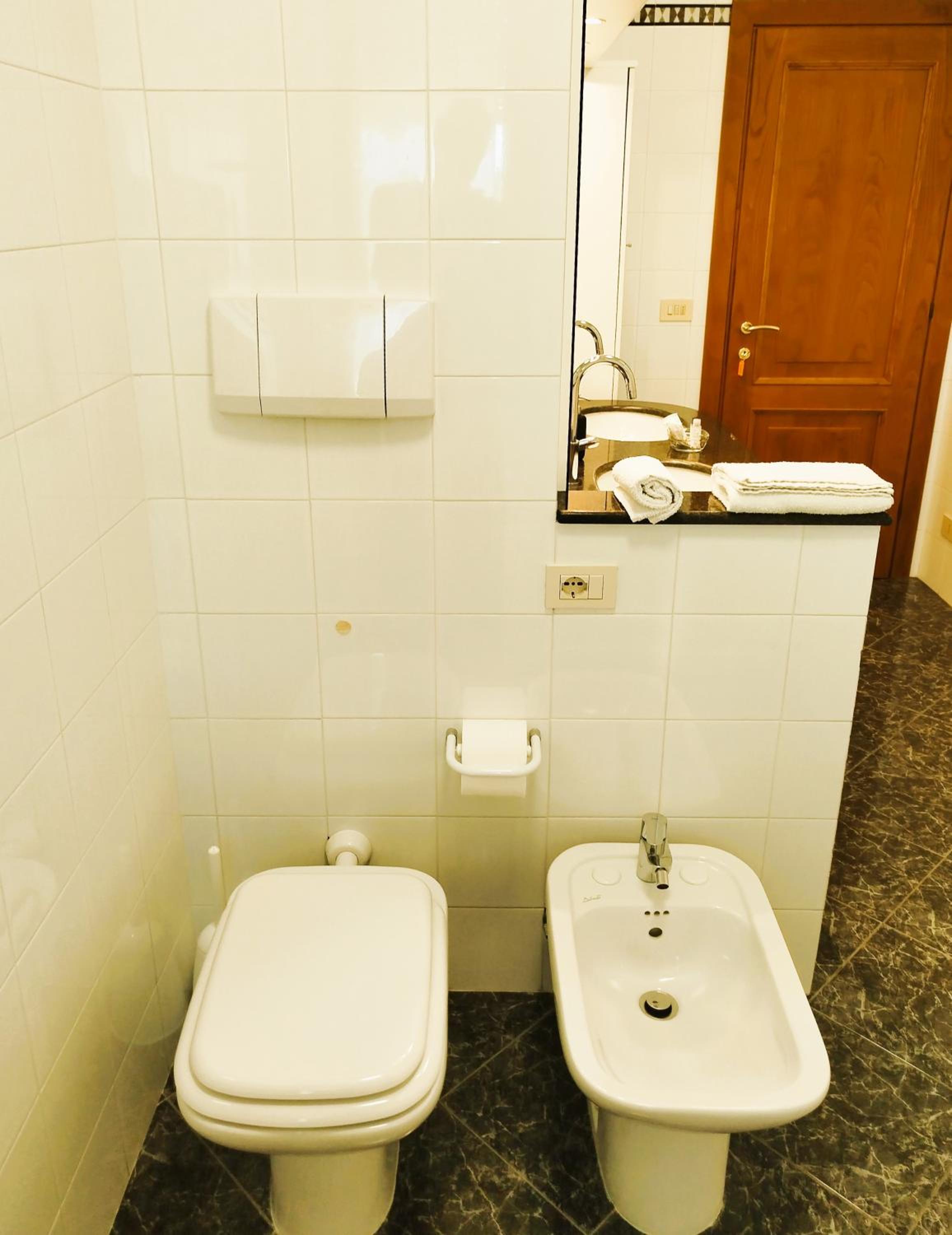 Photo 34