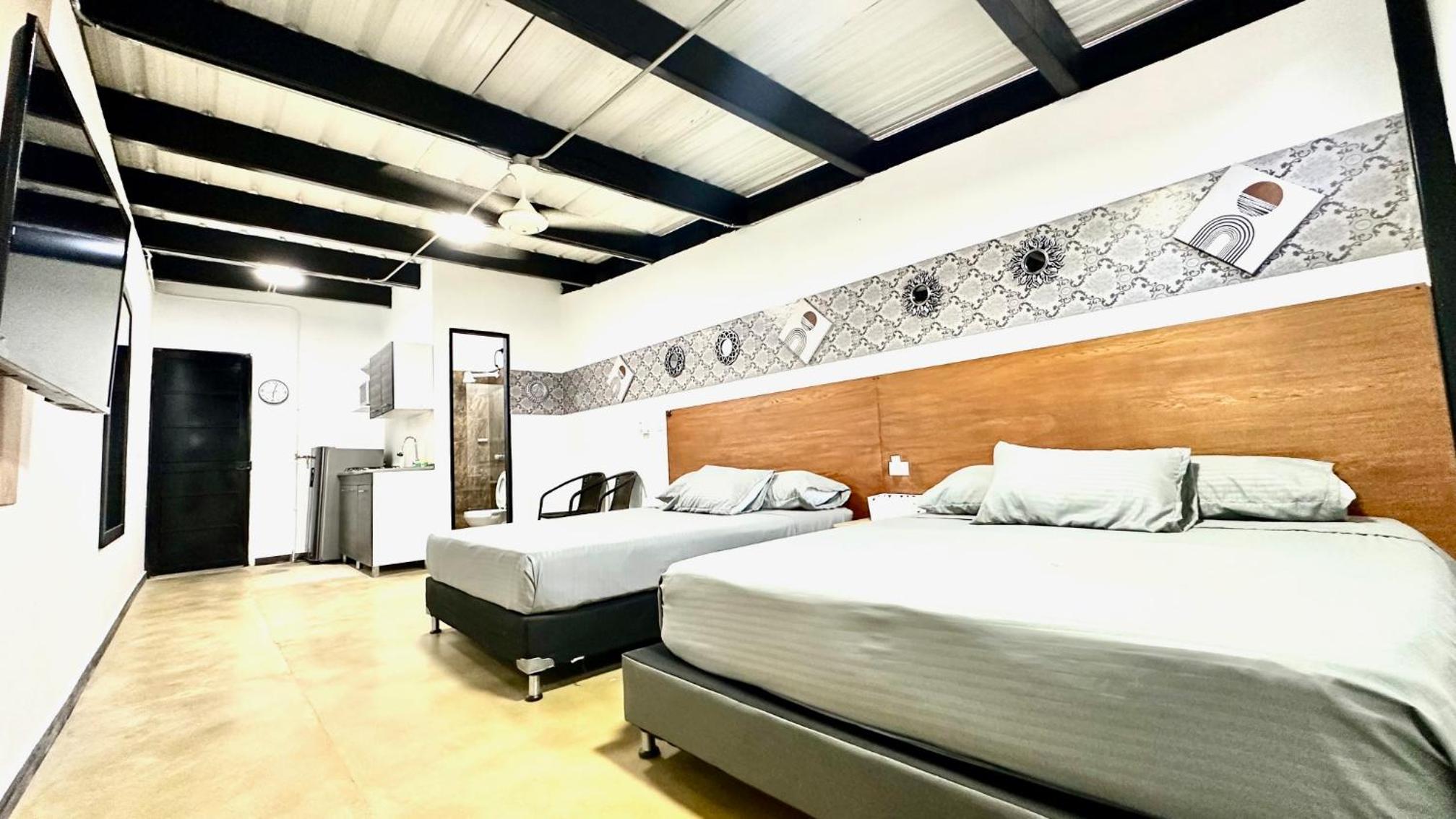 Malibu loft hotel