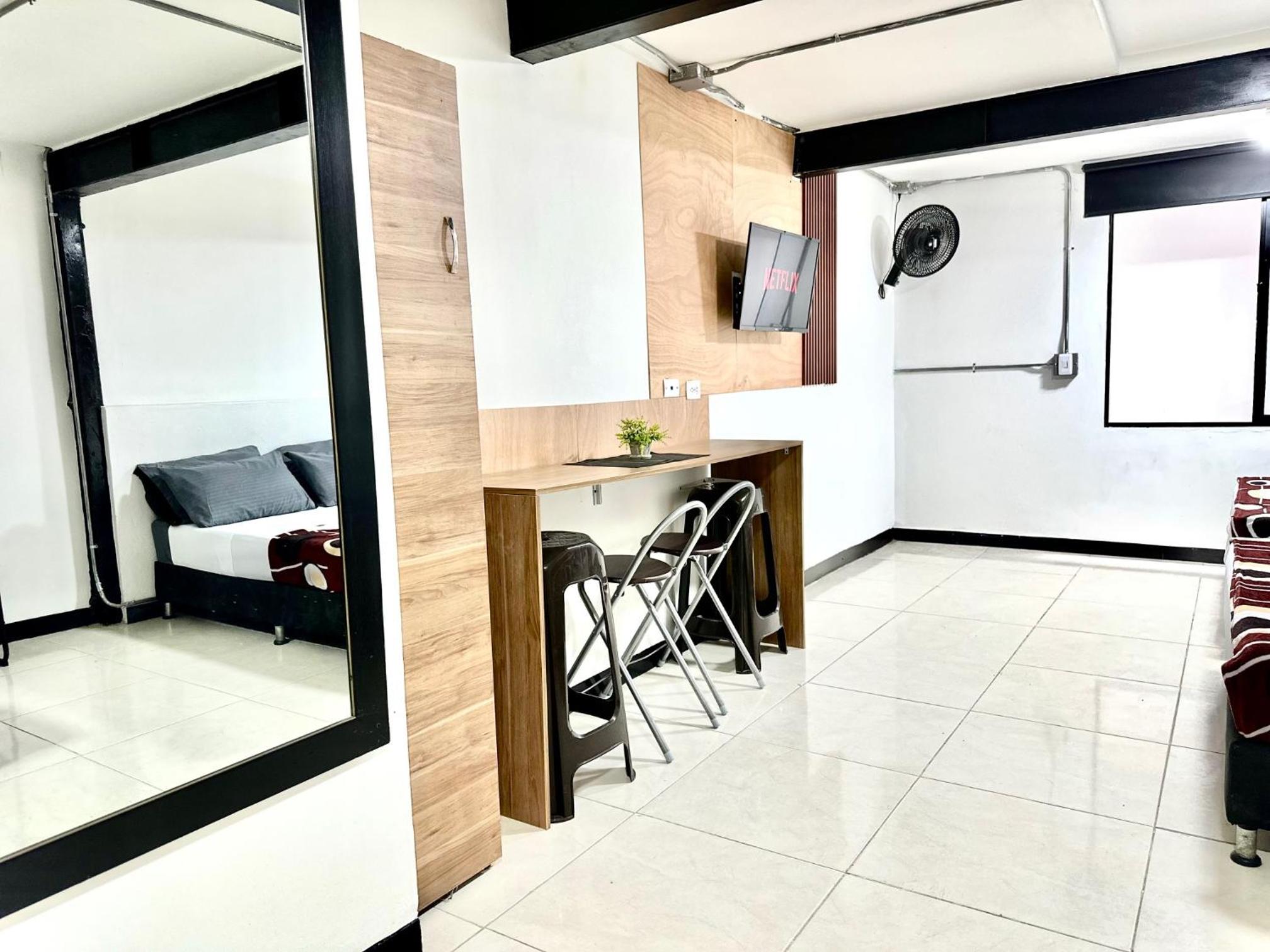 Malibu loft hotel