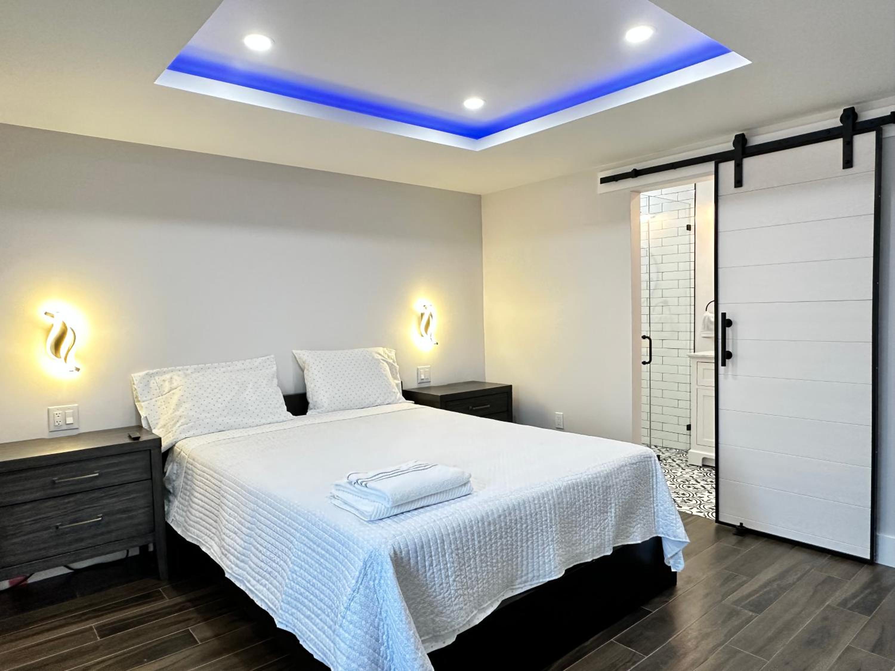 Tampa Bay Area Vacations - Getaway Private Suite C - Property Image 1