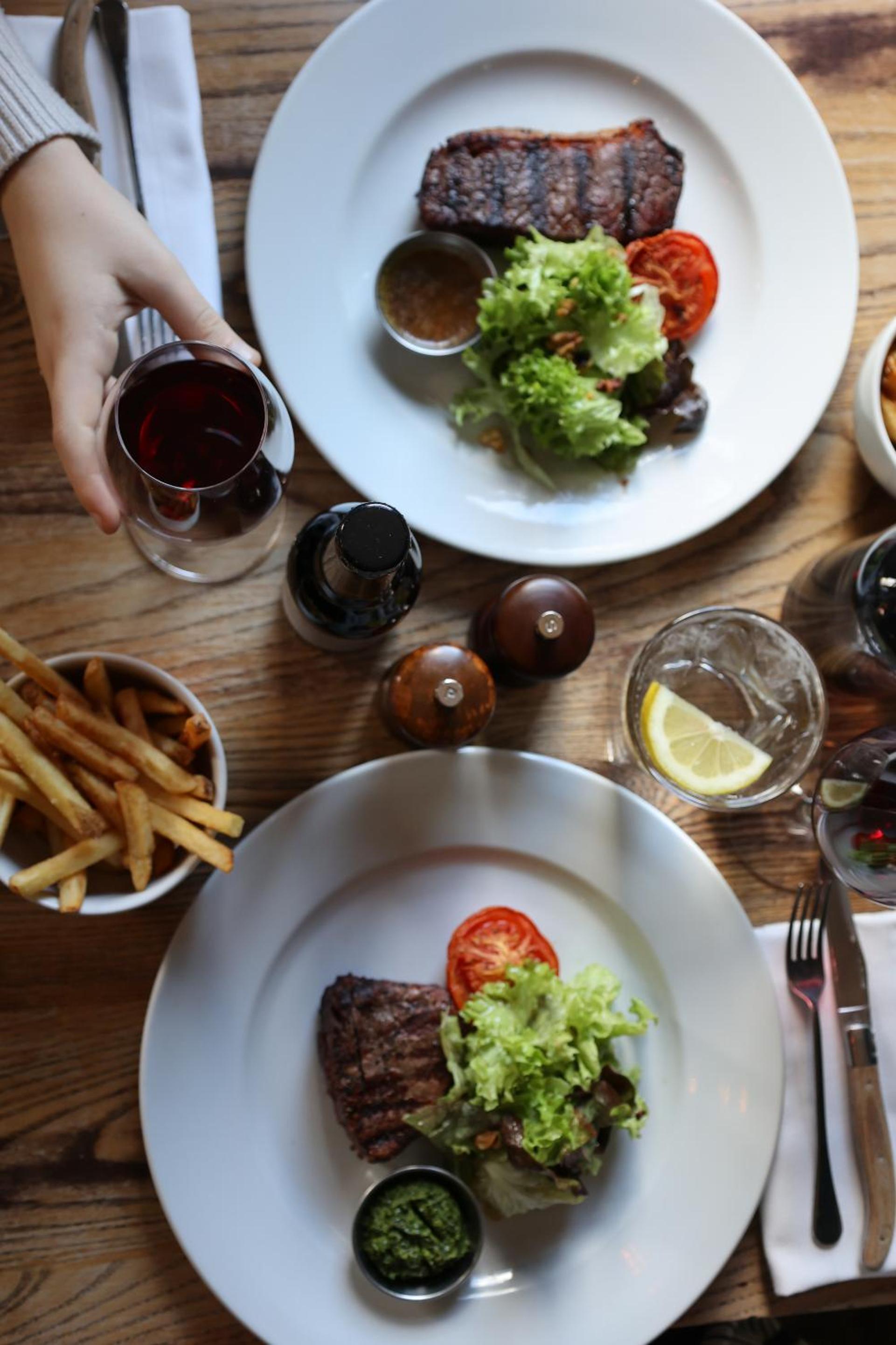 The Porterhouse Grill and Rooms