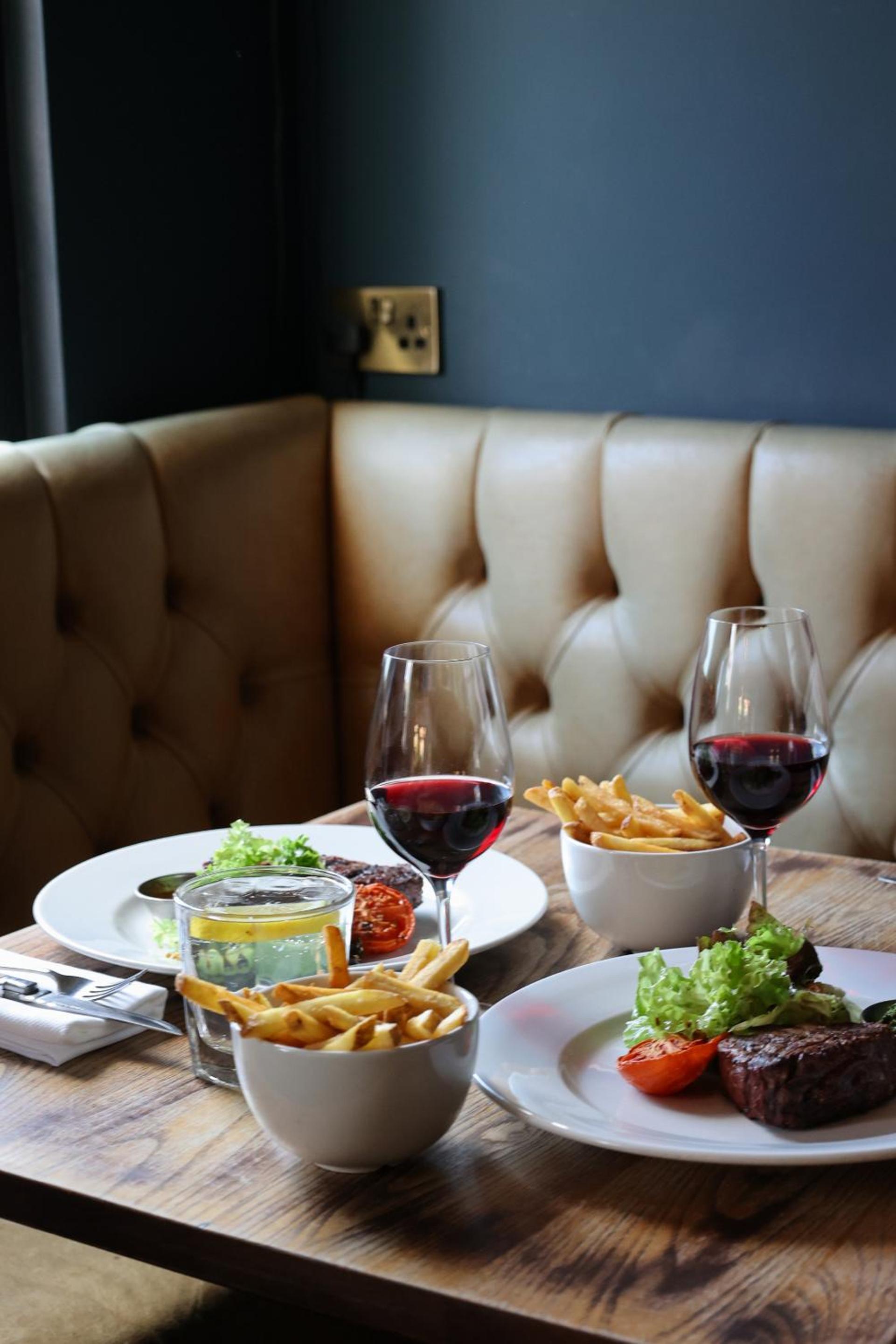 The Porterhouse Grill and Rooms