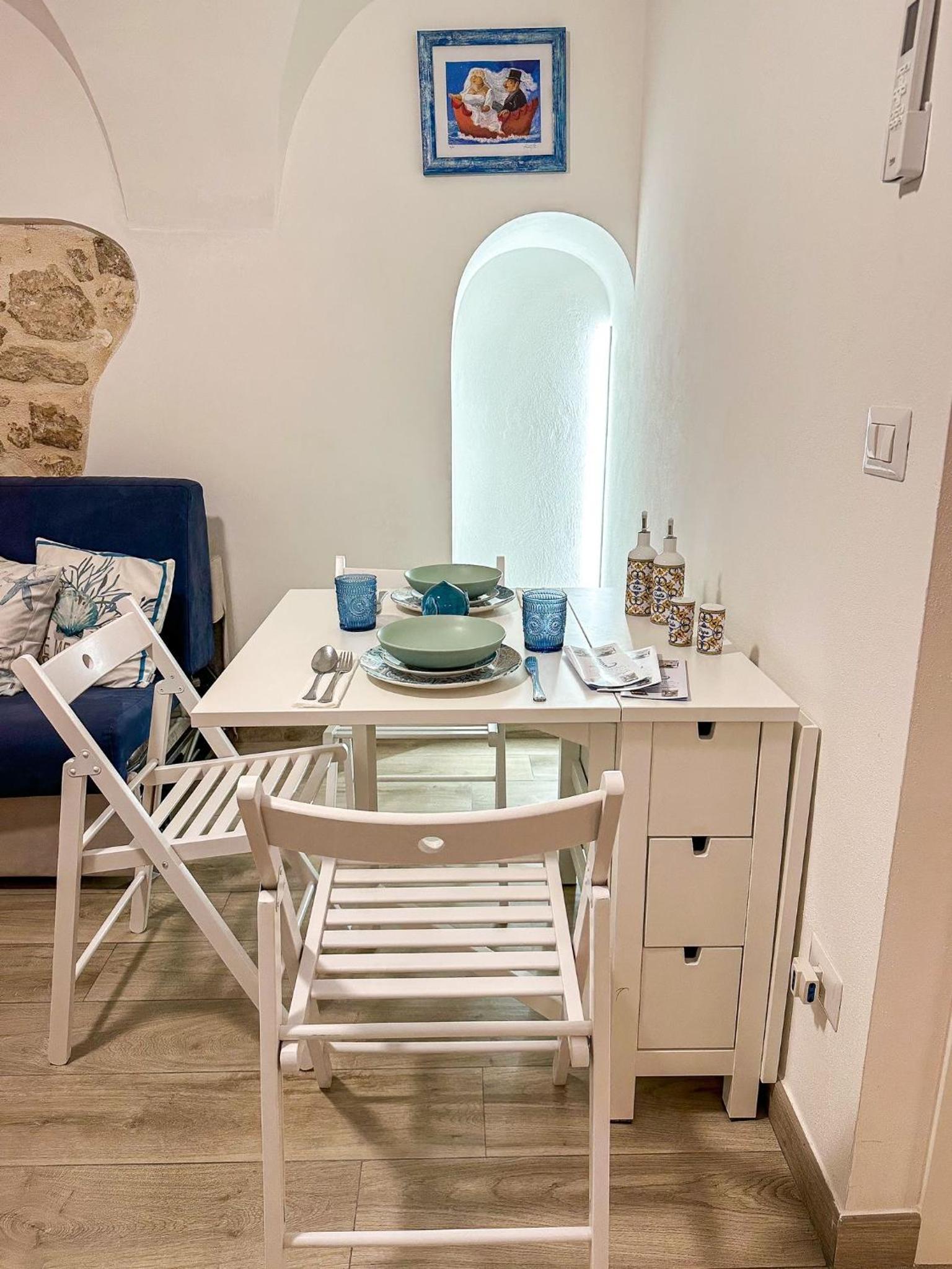 La Marquise en Vieste — kitchen