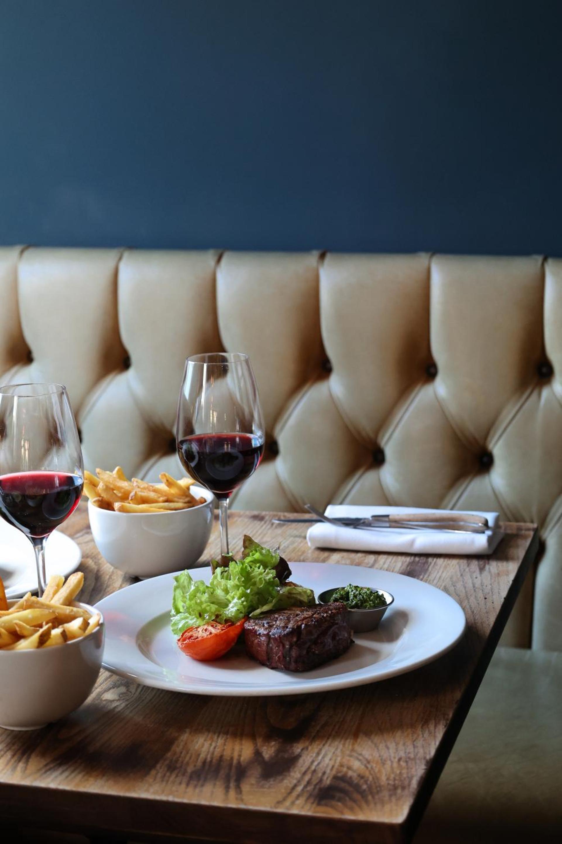 The Porterhouse Grill and Rooms