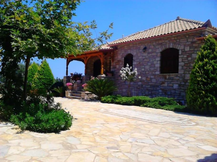 Villa Koroni