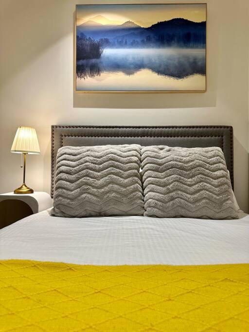 Melbourne Central 2BR Sanctuary