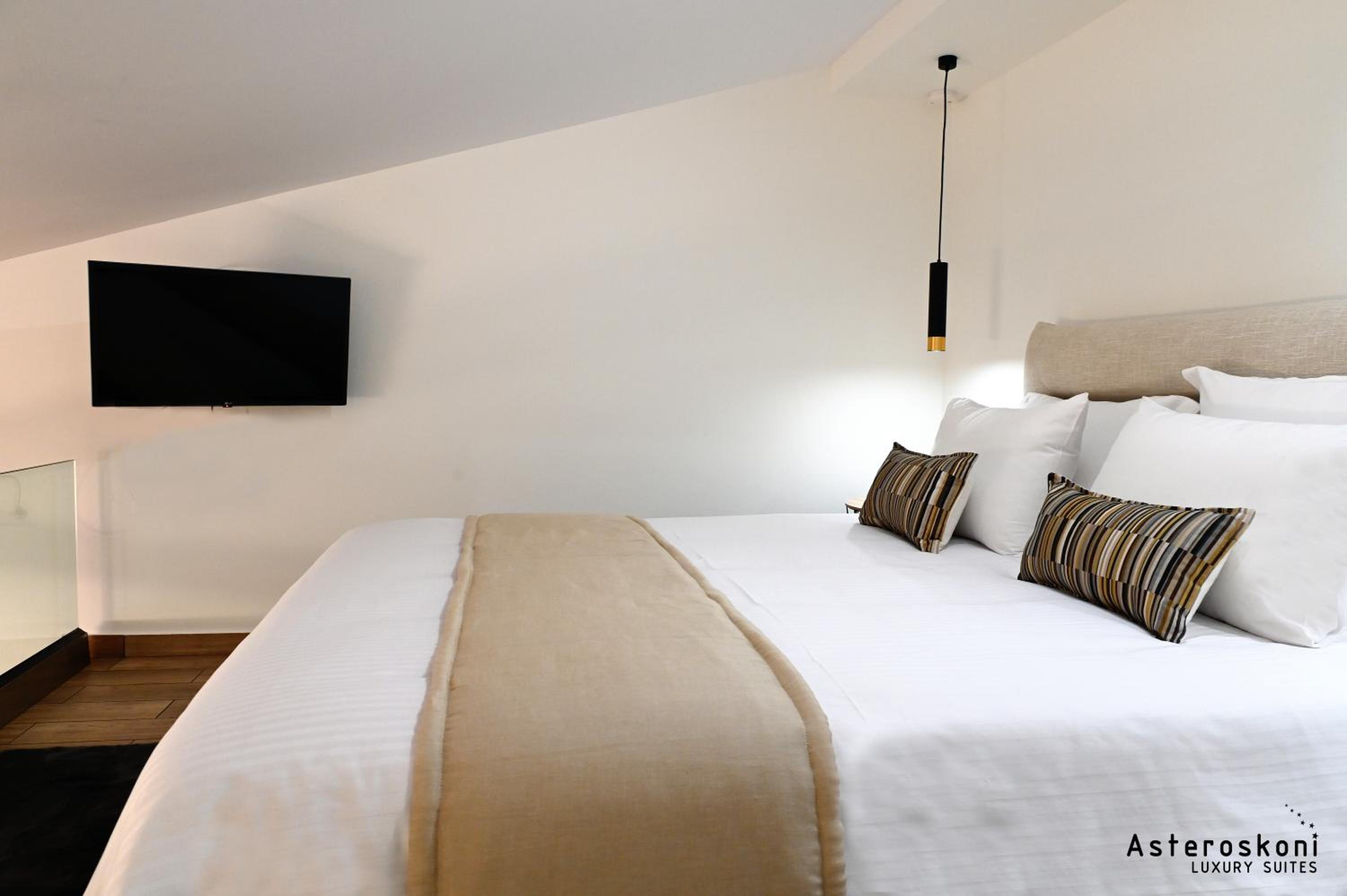 Asteroskoni Luxury Suites