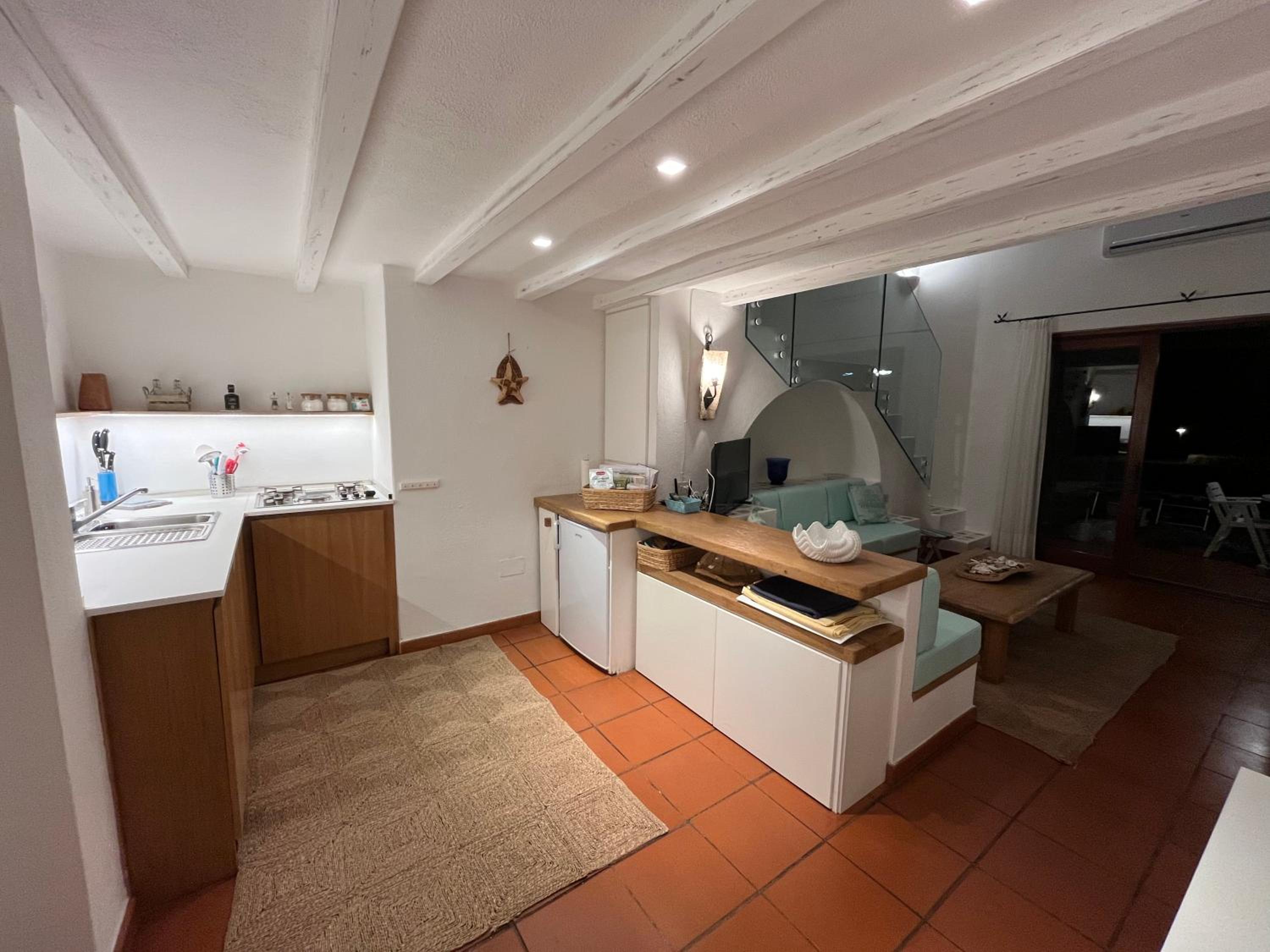 BouganVilla by the Beach - San Teodoro 1 view 3