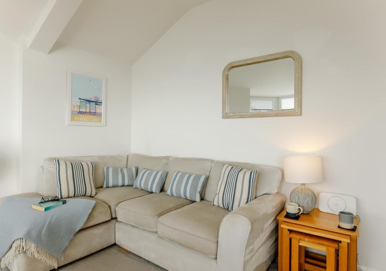 2 Bed in Torquay oc-w28110