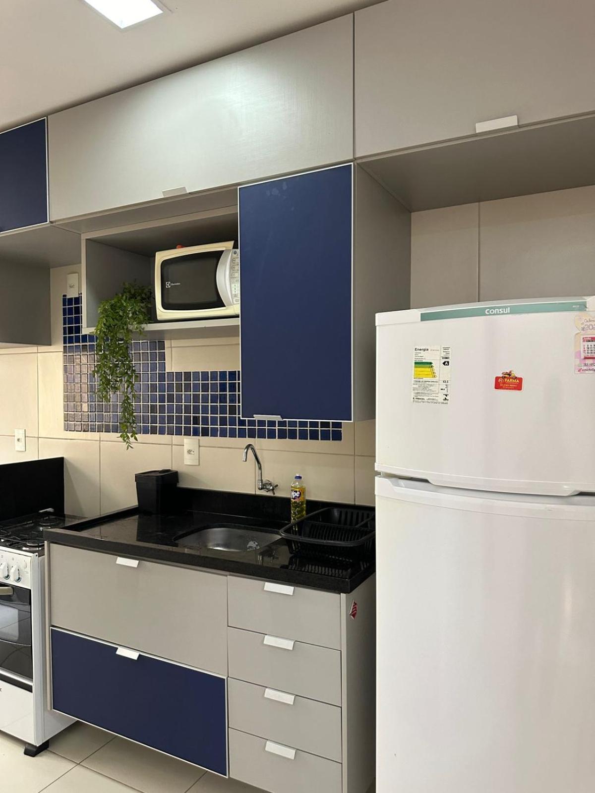 Apartamento Cond Leão Dourado 01