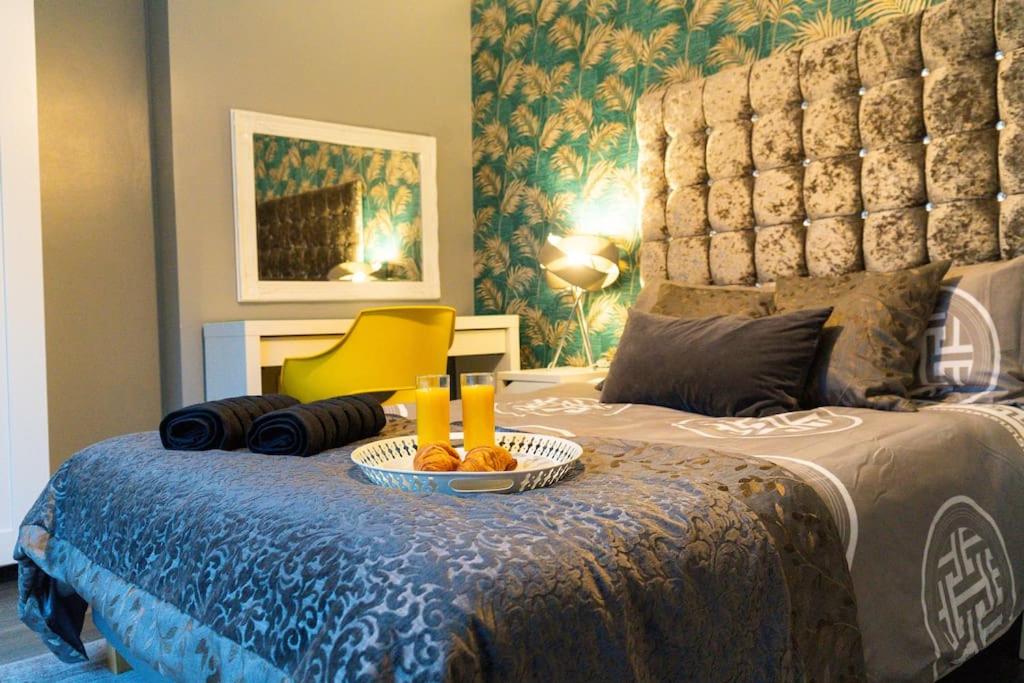 2-Bed Luxury with Free Parking