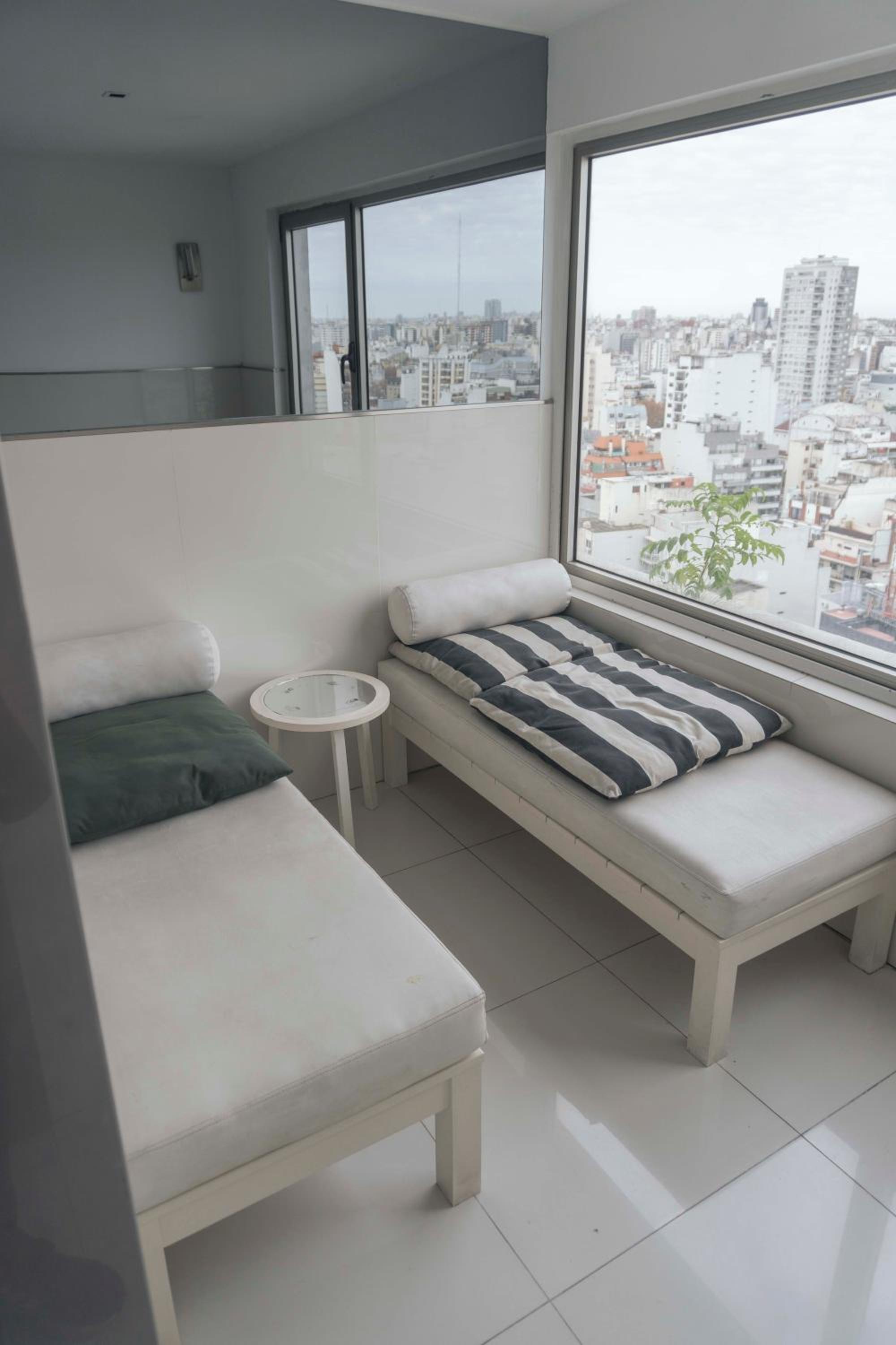 Palermo Apartamento Torre Topacio 2 Ambientes Premium con Baño, toilette y cochera