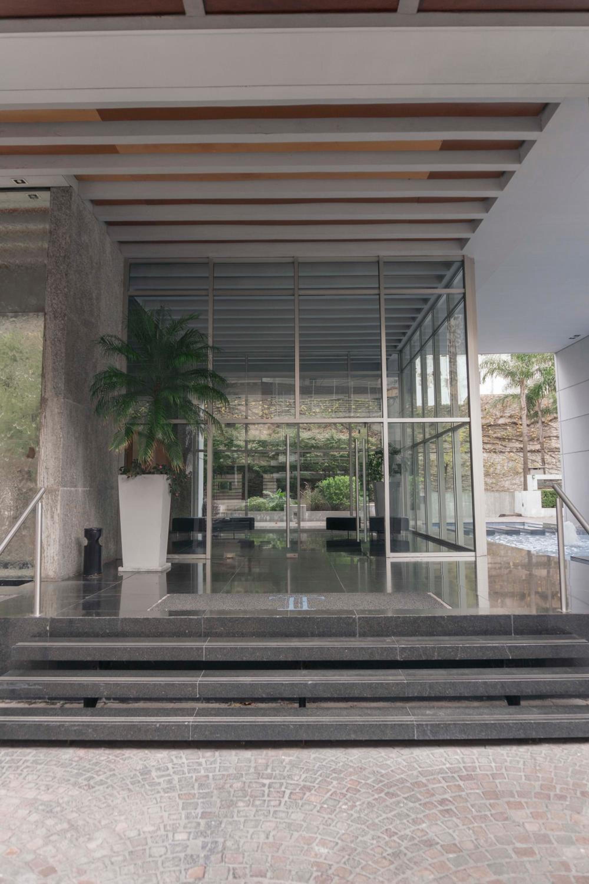 Palermo Apartamento Torre Topacio 2 Ambientes Premium con Baño, toilette y cochera