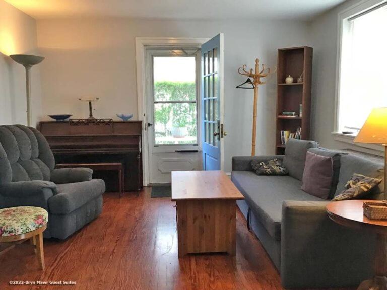 Bryn Mawr Guest Suites view 3