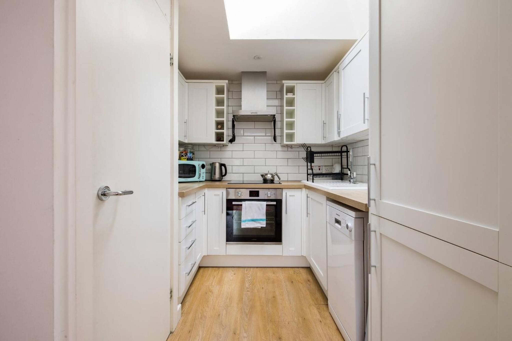 Wild Roses Serviced Apartments - City Airport