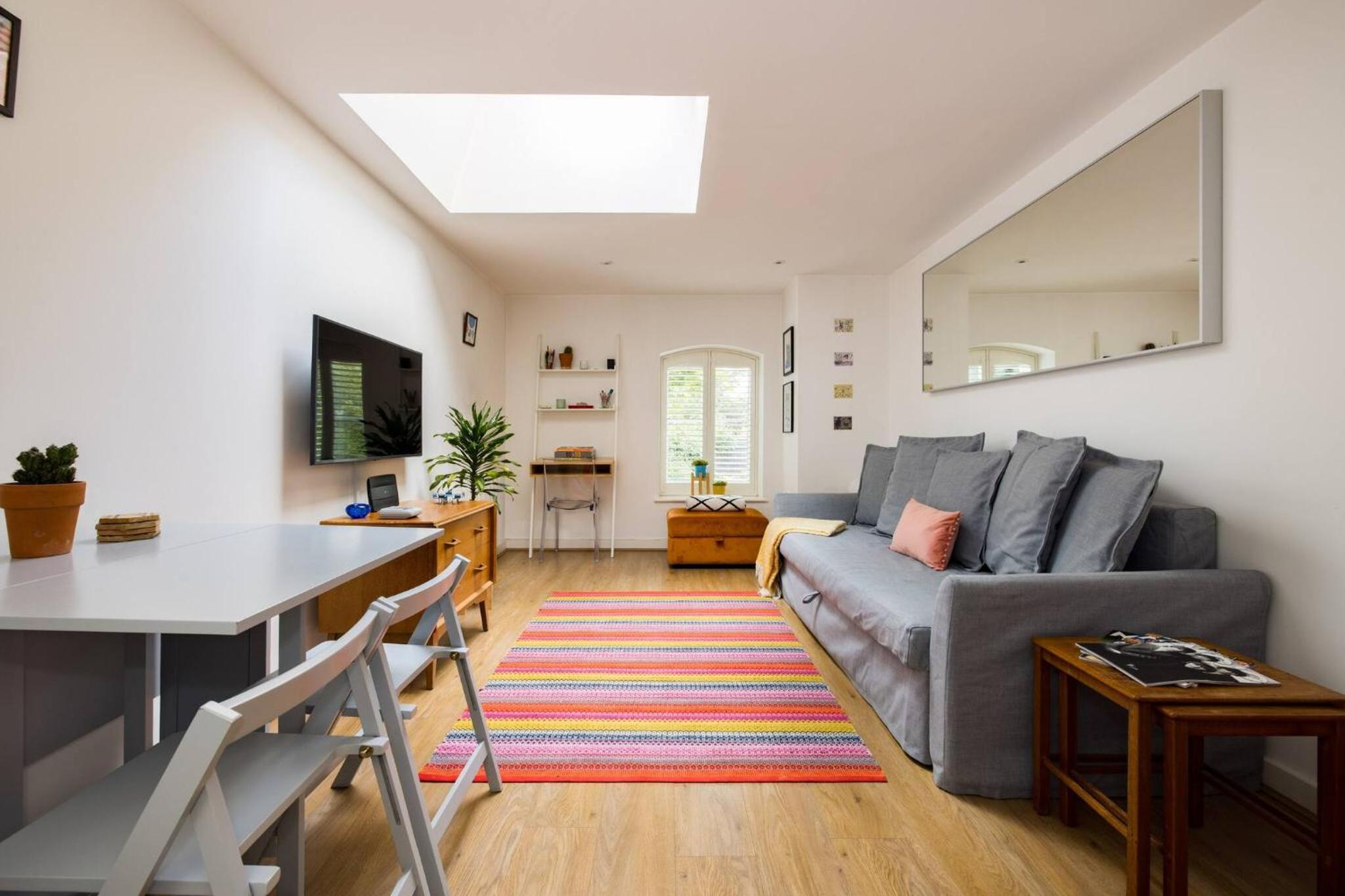 Wild Roses Serviced Apartments - City Airport