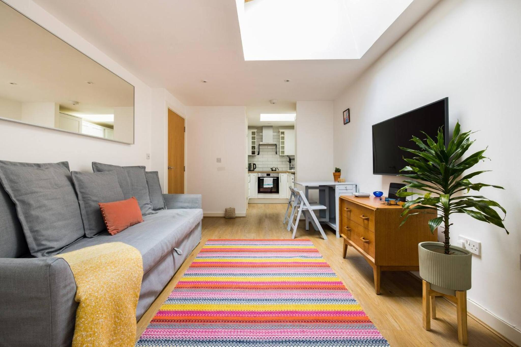 Wild Roses Serviced Apartments - City Airport