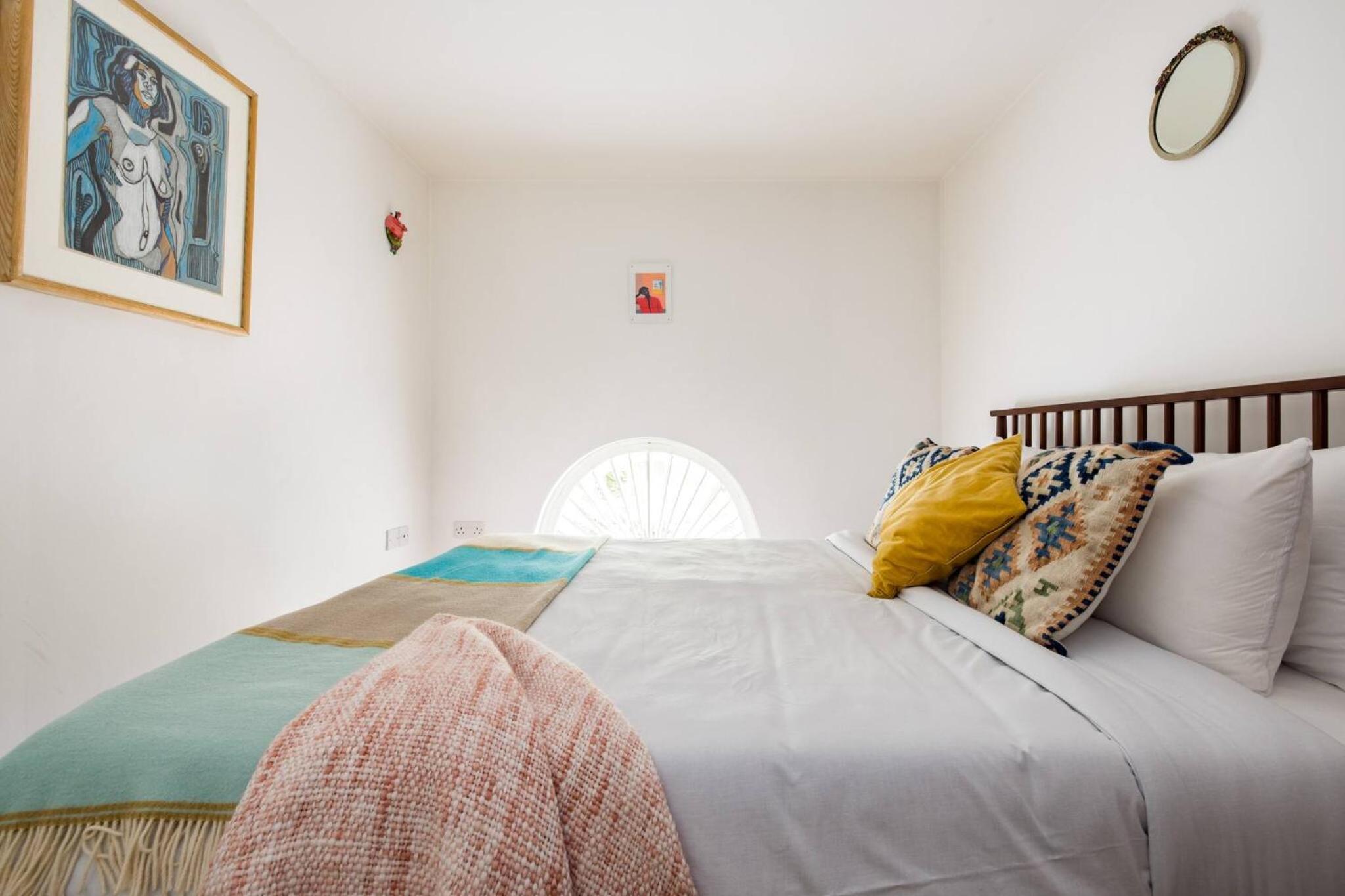Wild Roses Serviced Apartments - City Airport