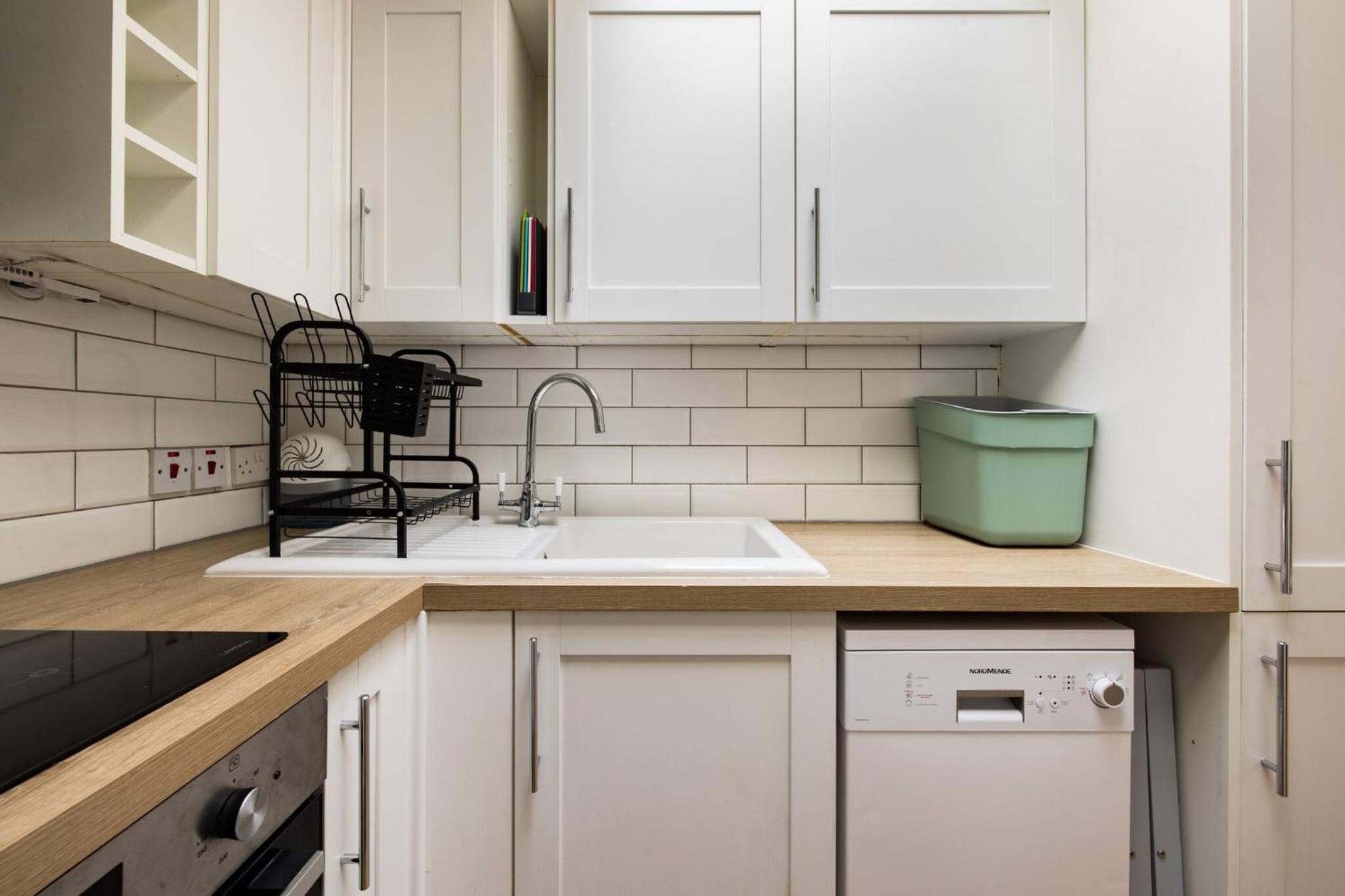 Wild Roses Serviced Apartments - City Airport