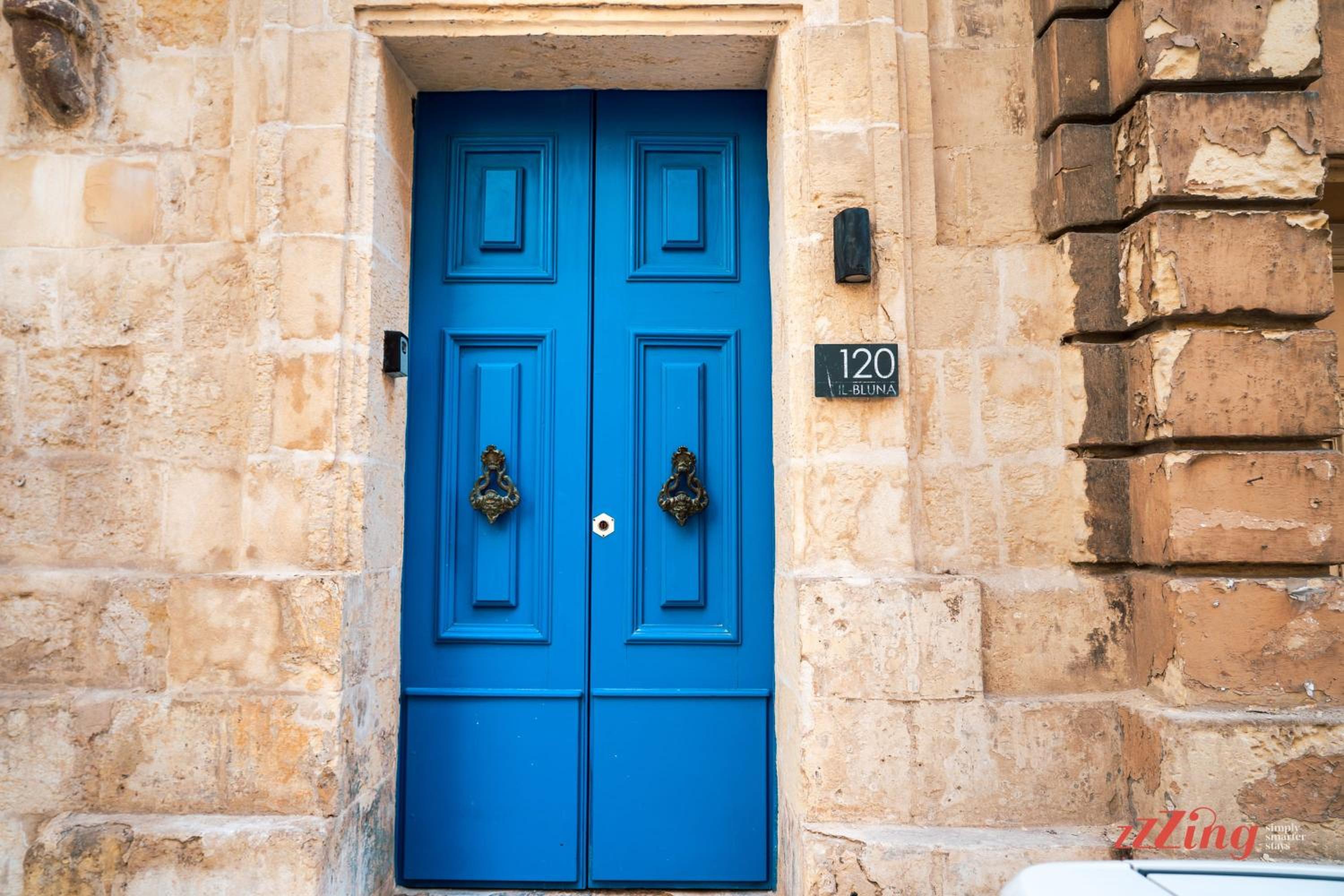 One-of-a-kind holiday home in Valletta view 3