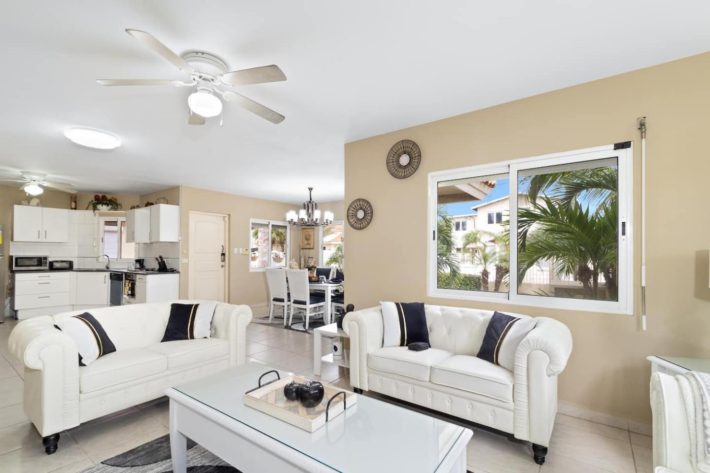 Casa Salty Sea Breeze 4mins To Palm Beach