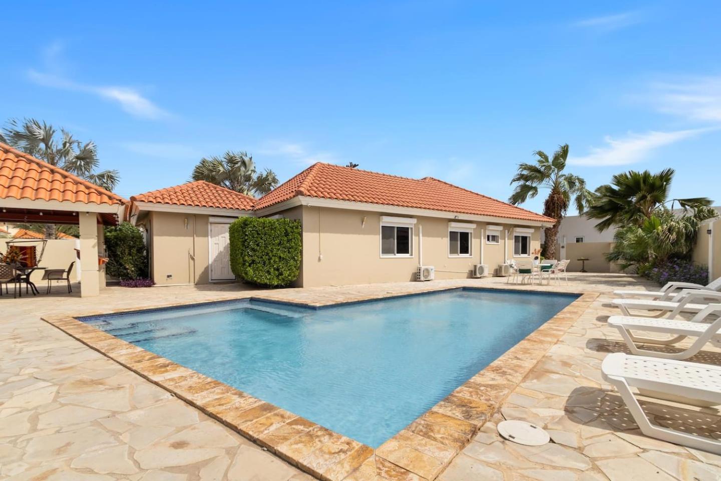 Casa Salty Sea Breeze 4mins To Palm Beach