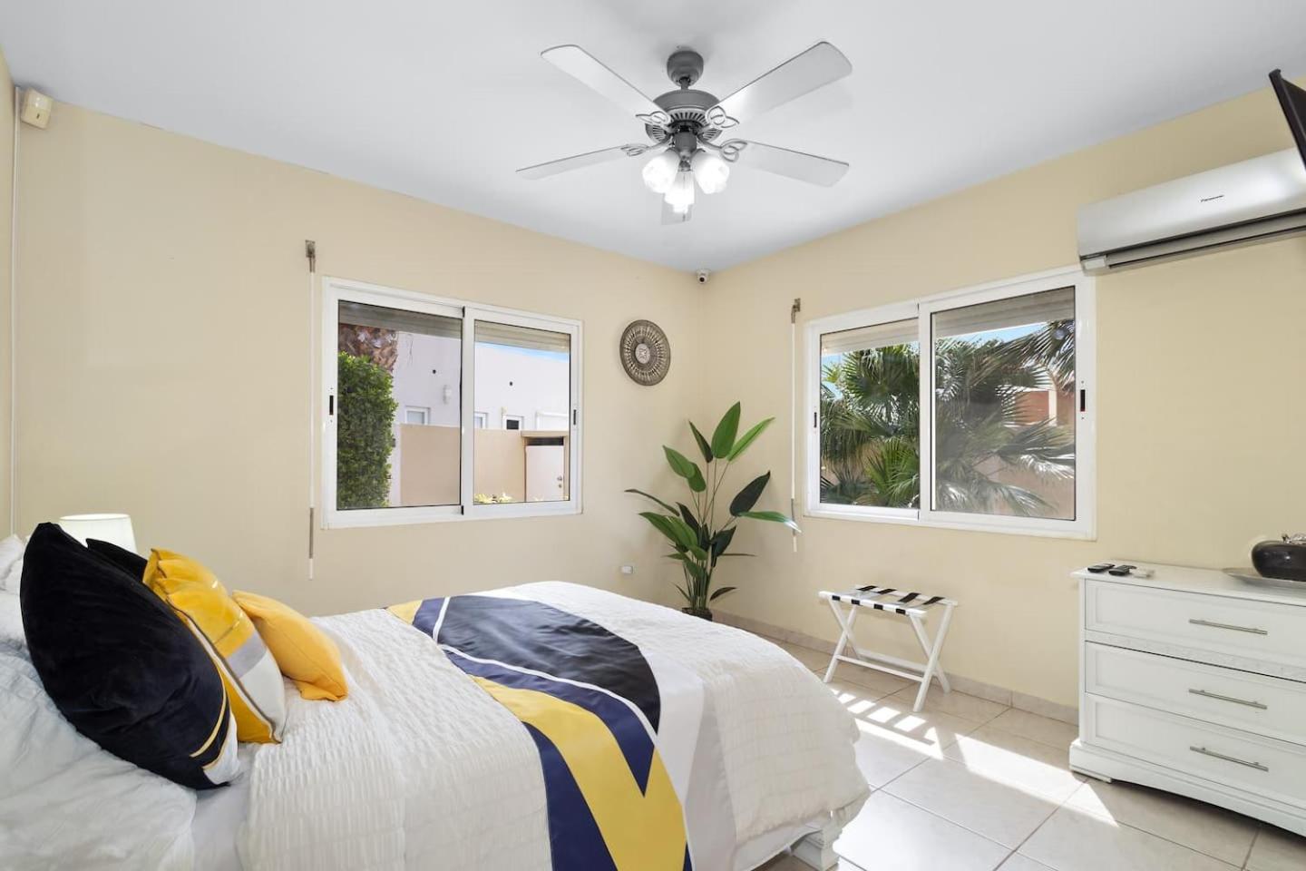 Casa Salty Sea Breeze 4mins To Palm Beach