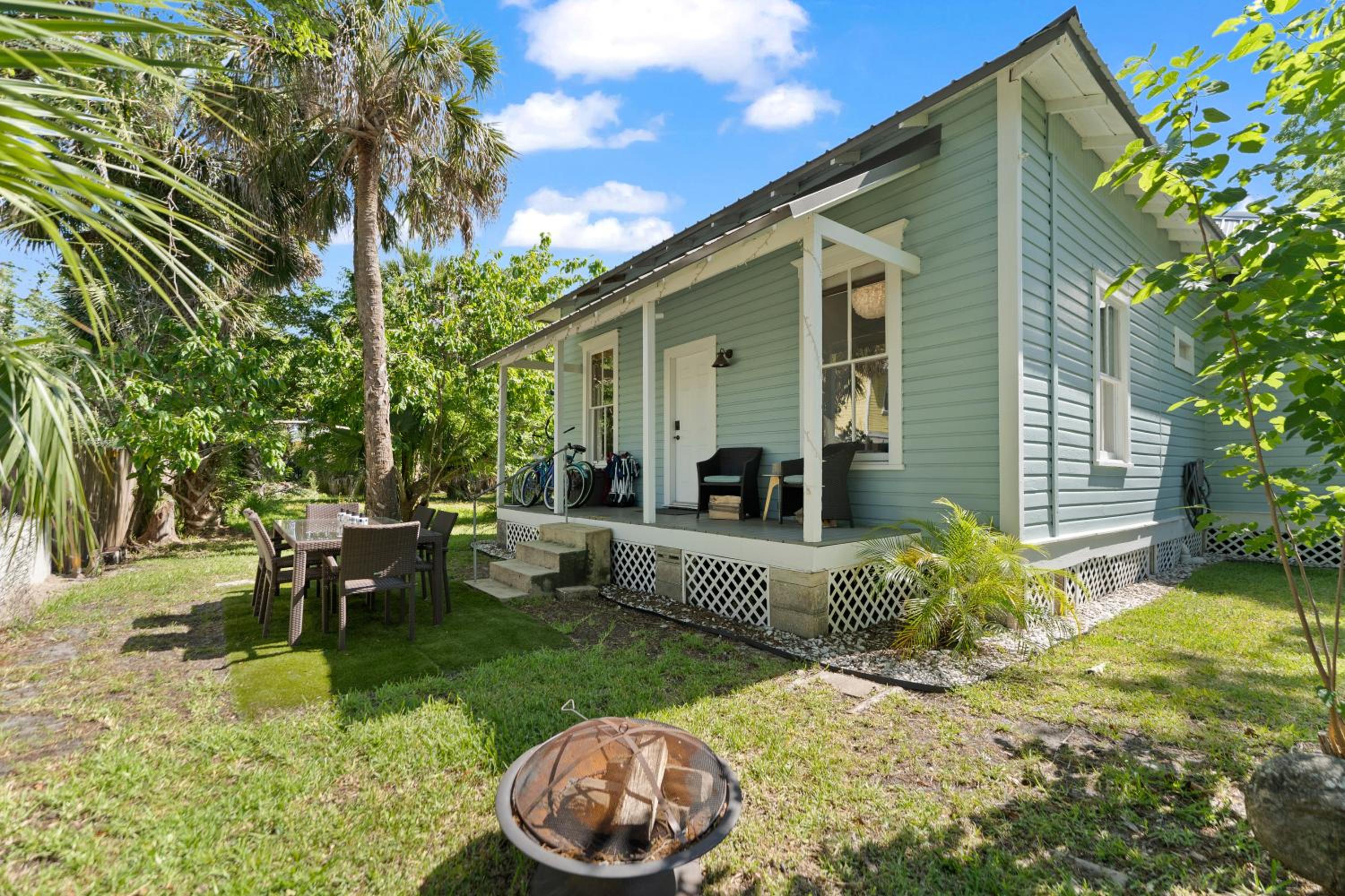 Casa Blanco Lincolnville view 3