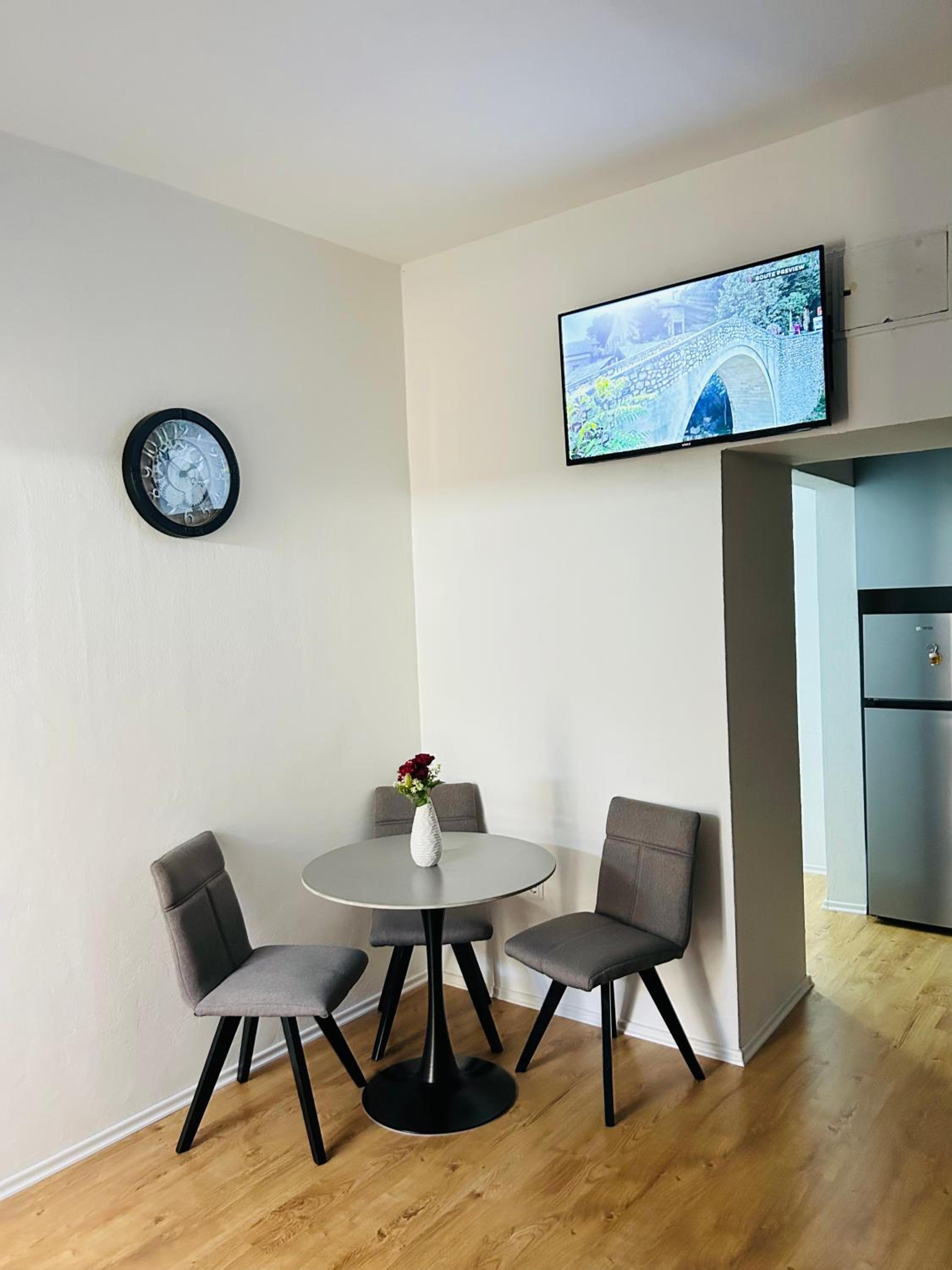 Apartment Tajra