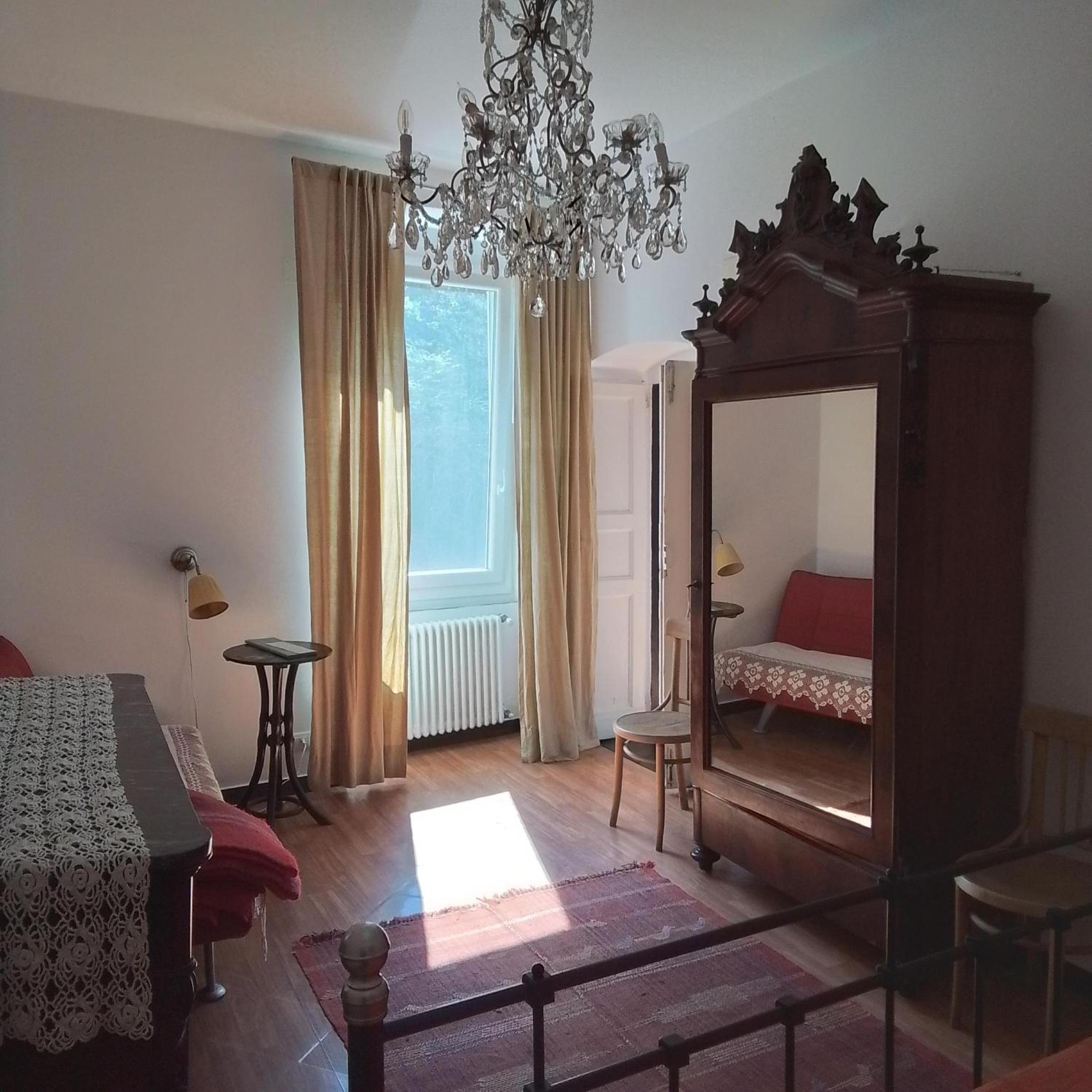la casa gialla view 4