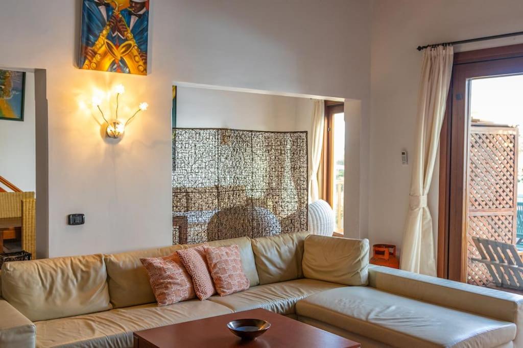 Porto Antigo 1 - Three bedroom, pool & wifi