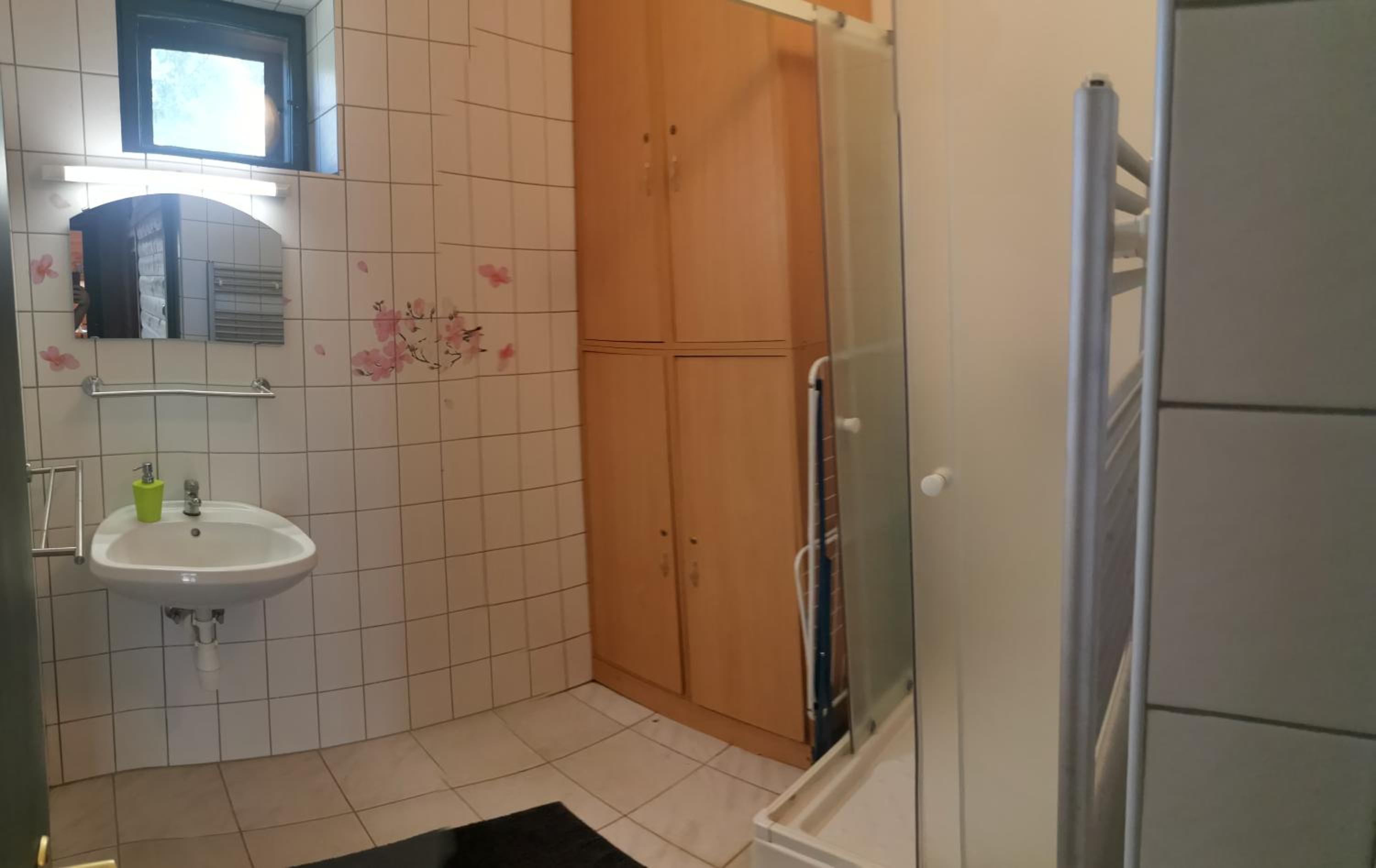 Photo 37