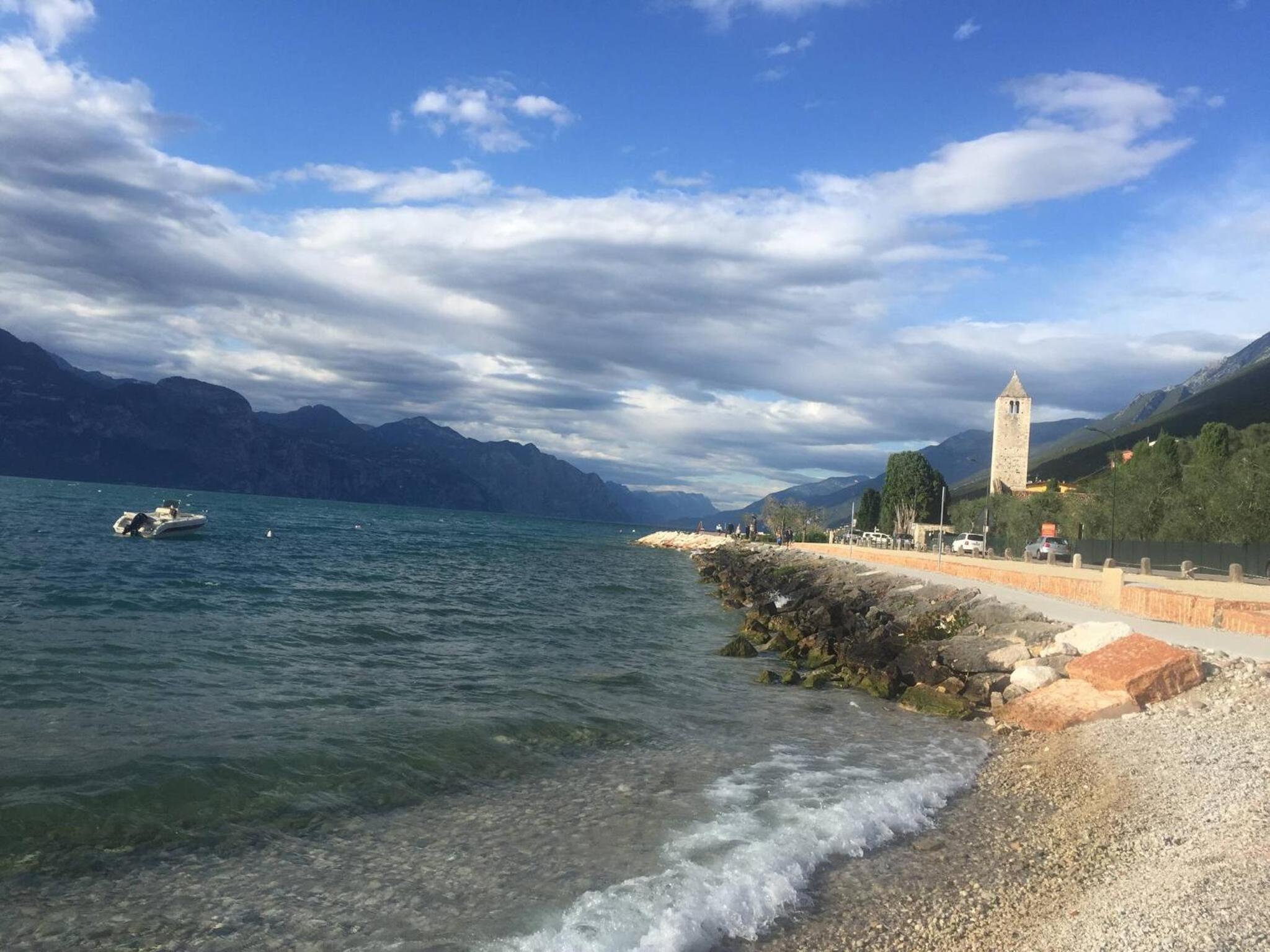 Apt Lake Garda with very panoramic view
