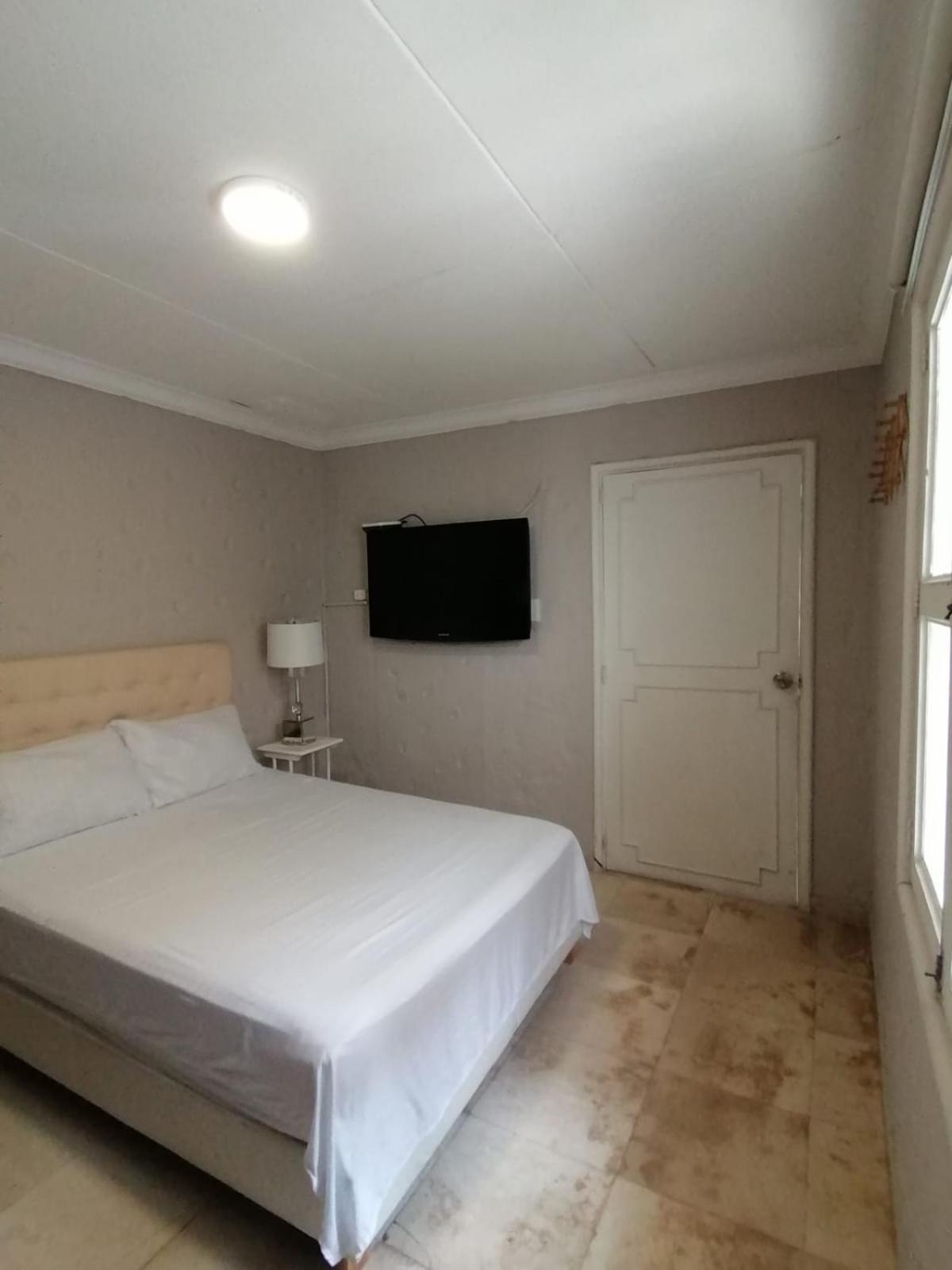 Capitel Hostel