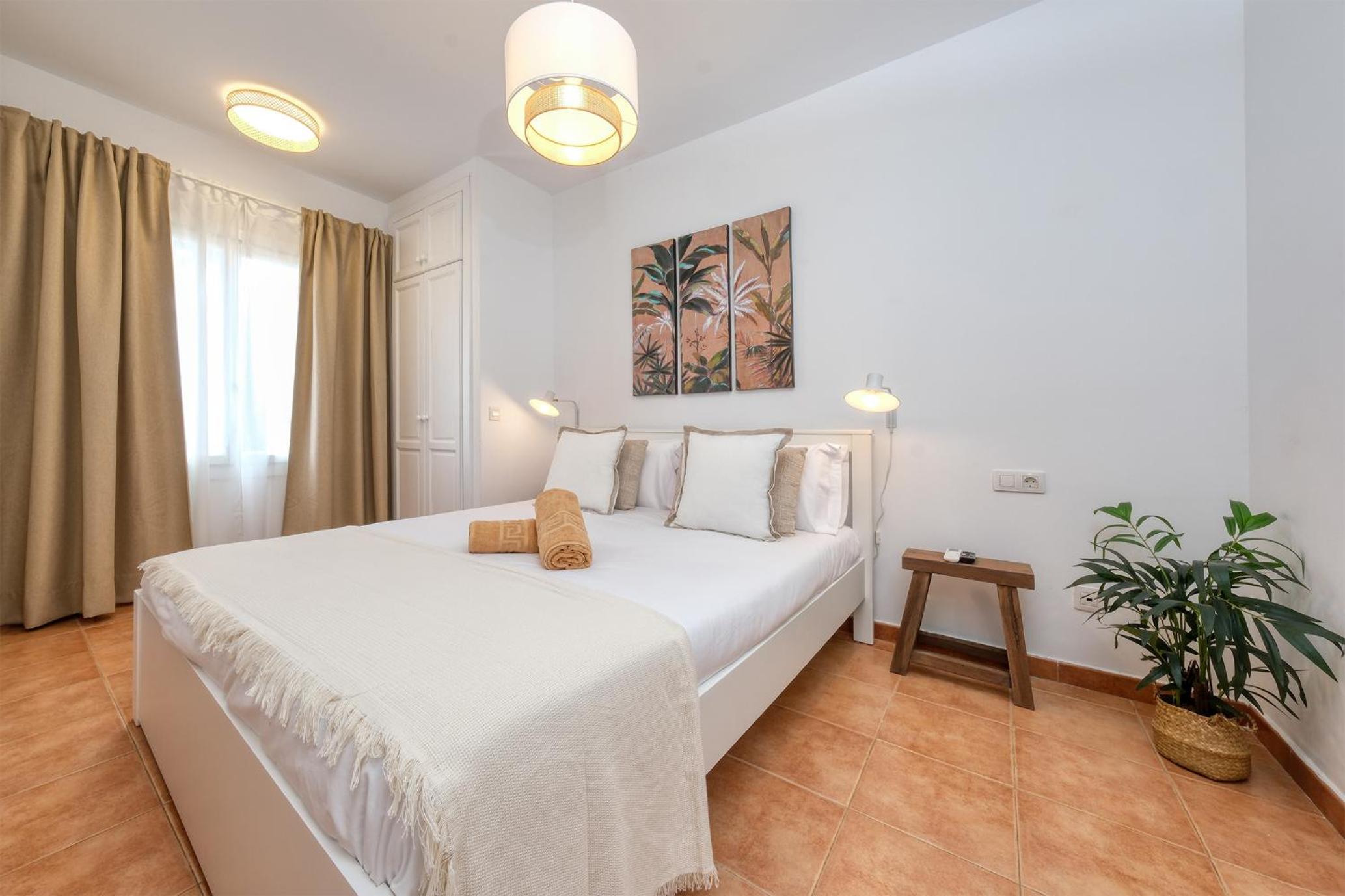 Villa Malolo - Private Pool and Jacuzzi By Lanzarote Vacation Homes