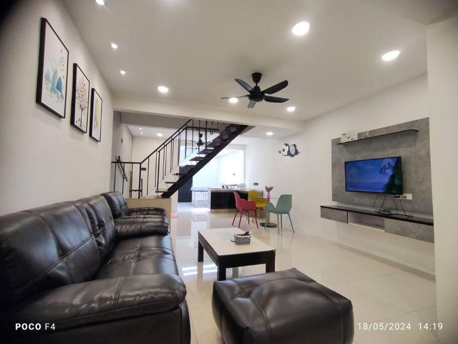 MM Homestay, 5pax, Air Putih, Central Town in Kuantan photo 5