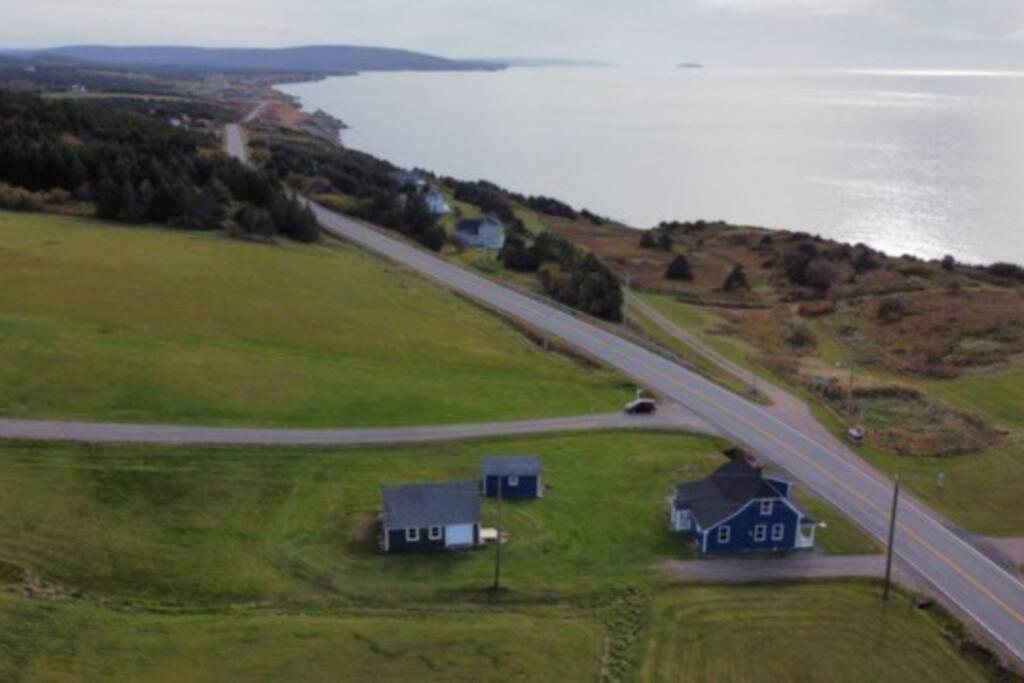 Ocean Spray Vacation Home - spectacular sunset views