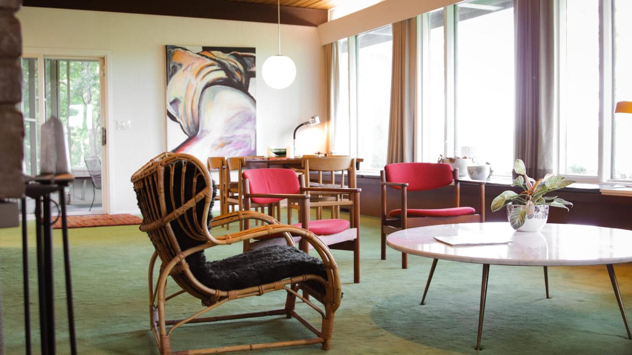 lounge
