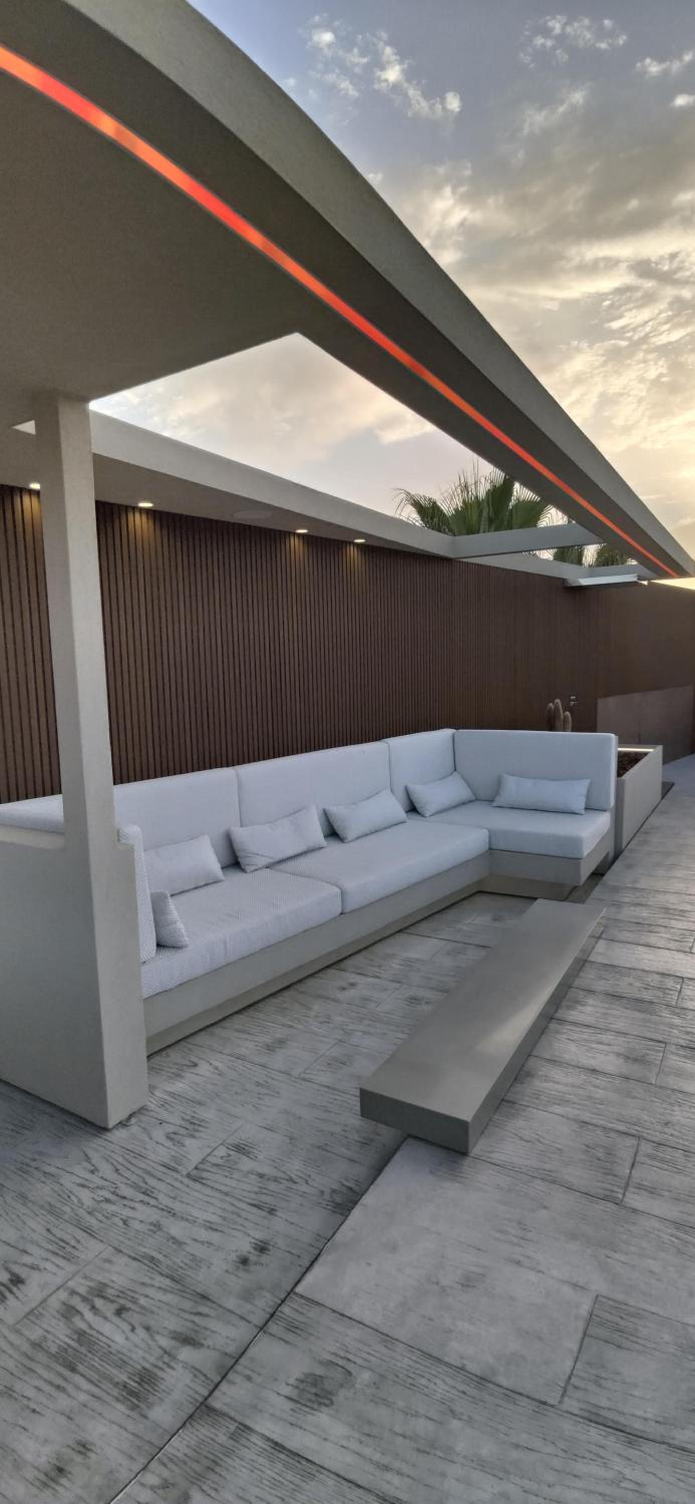 Summertime Signature Suites