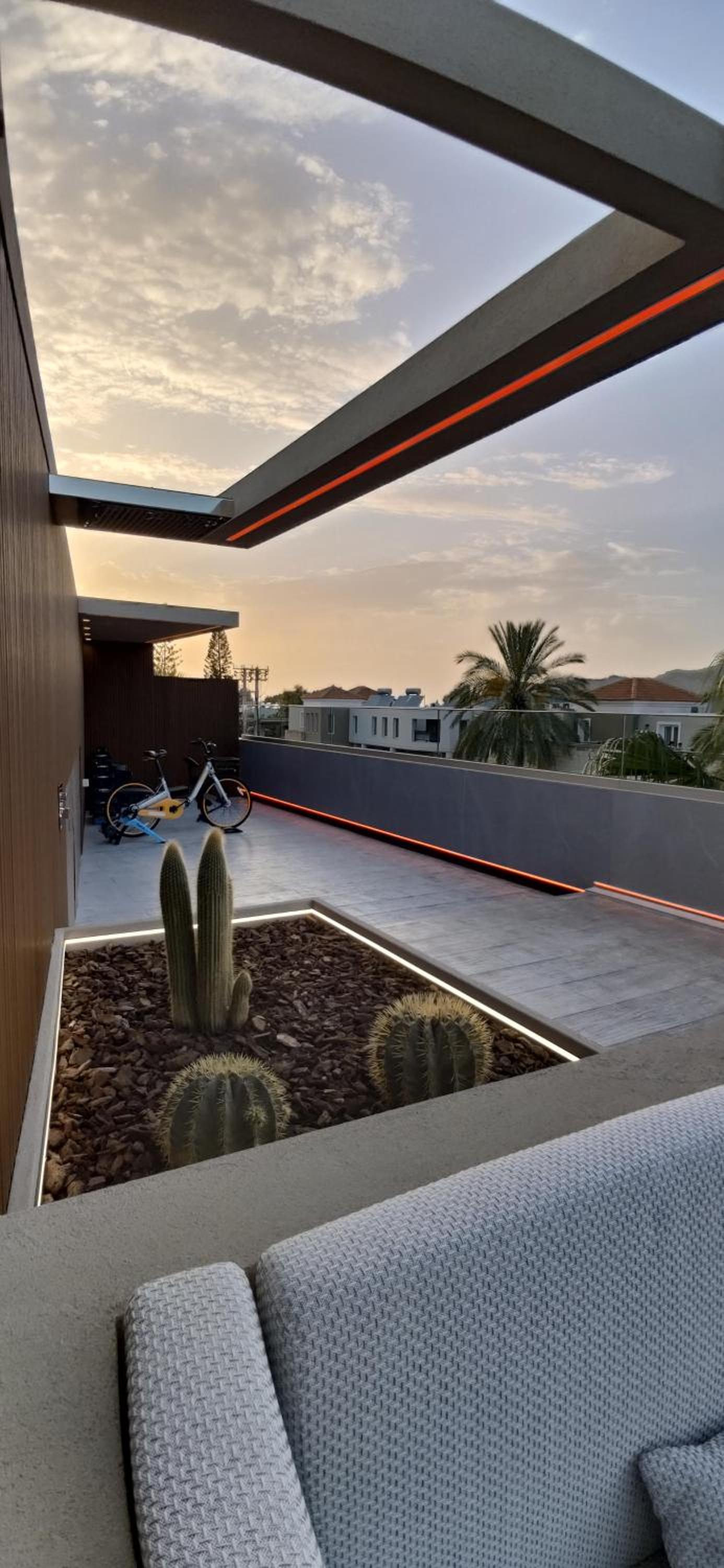 Summertime Signature Suites